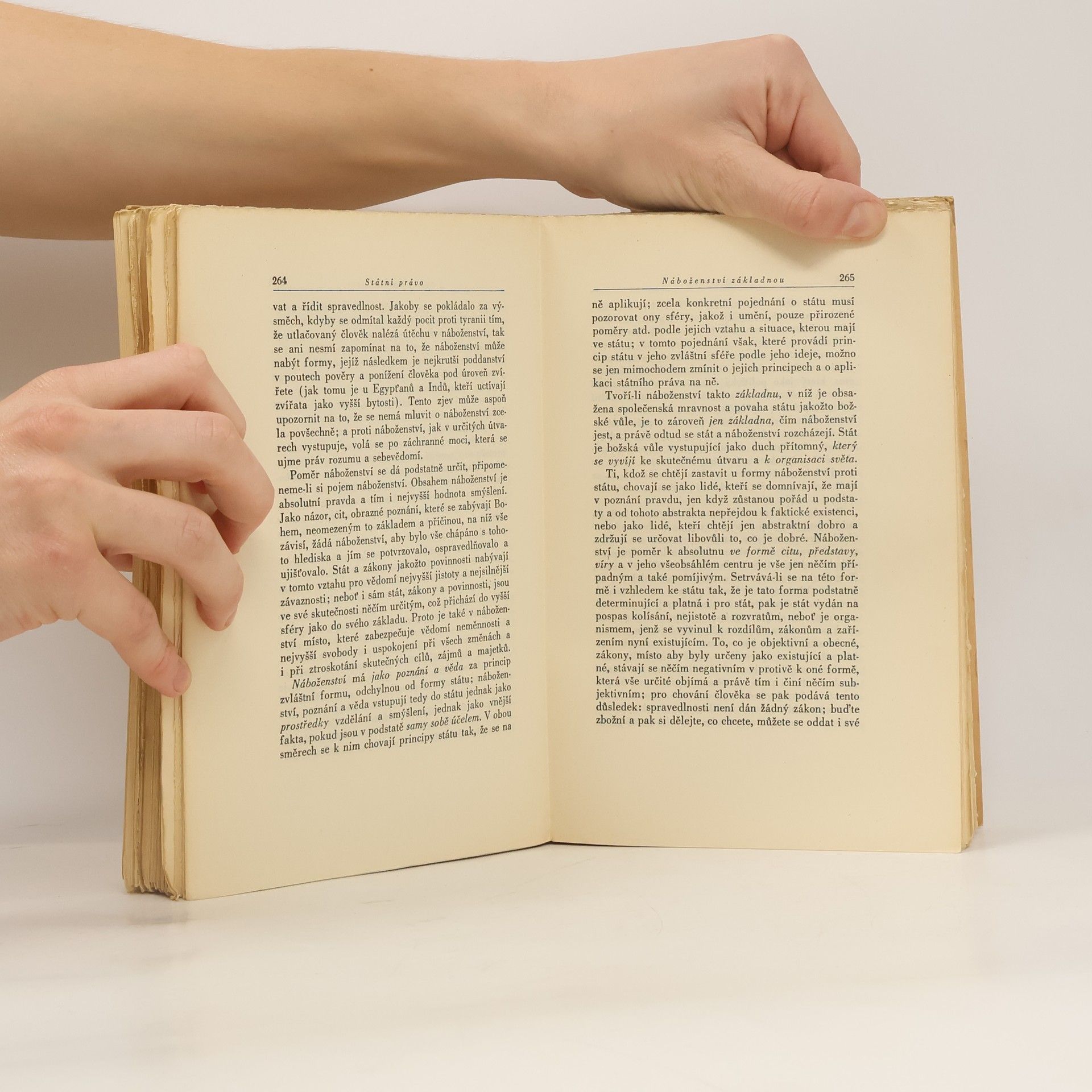 Georg Wilhelm Friedrich Hegel Filosofie, umění a náboženství a jejich vztah k mravnosti a státu