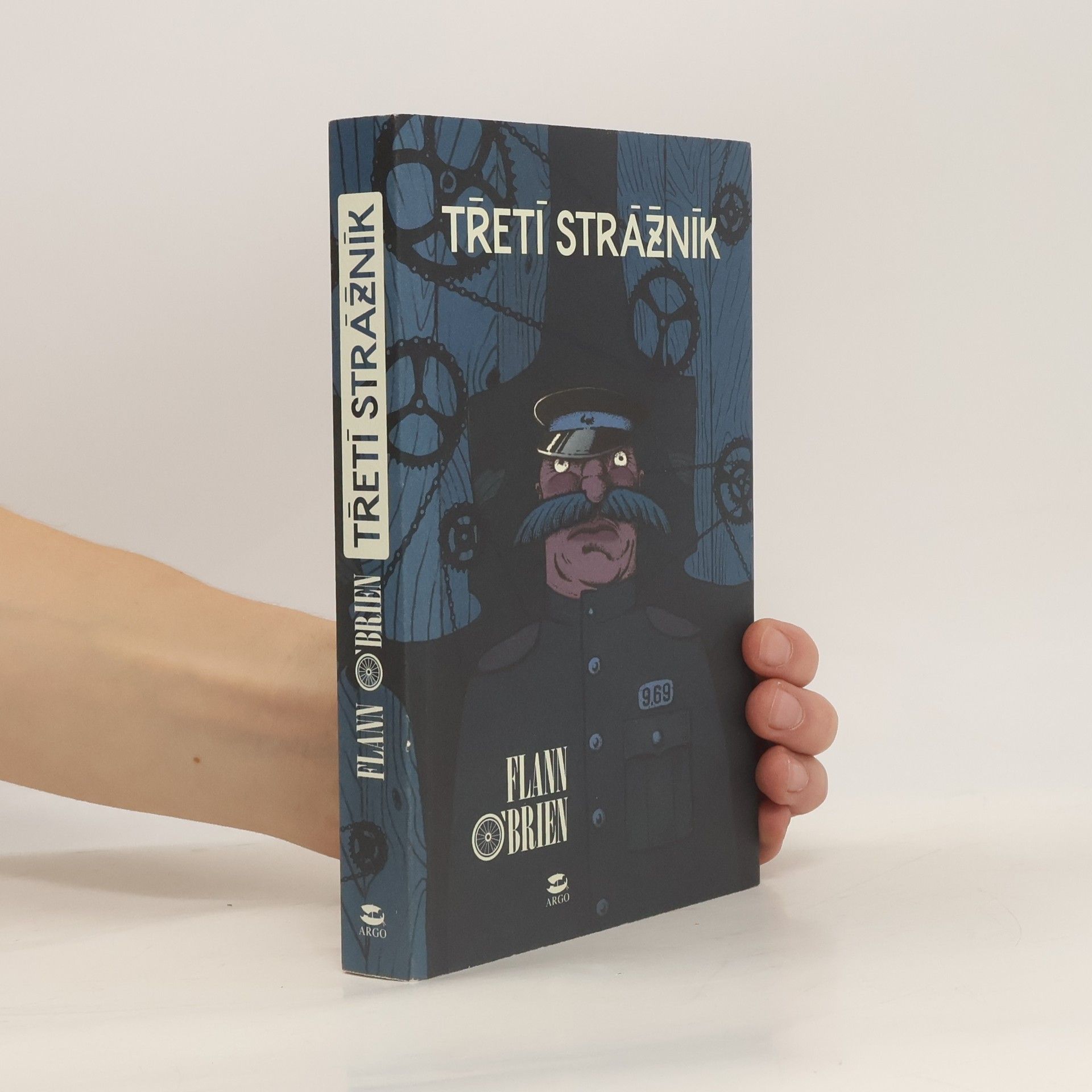 Flann O. Brien Třetí strážník