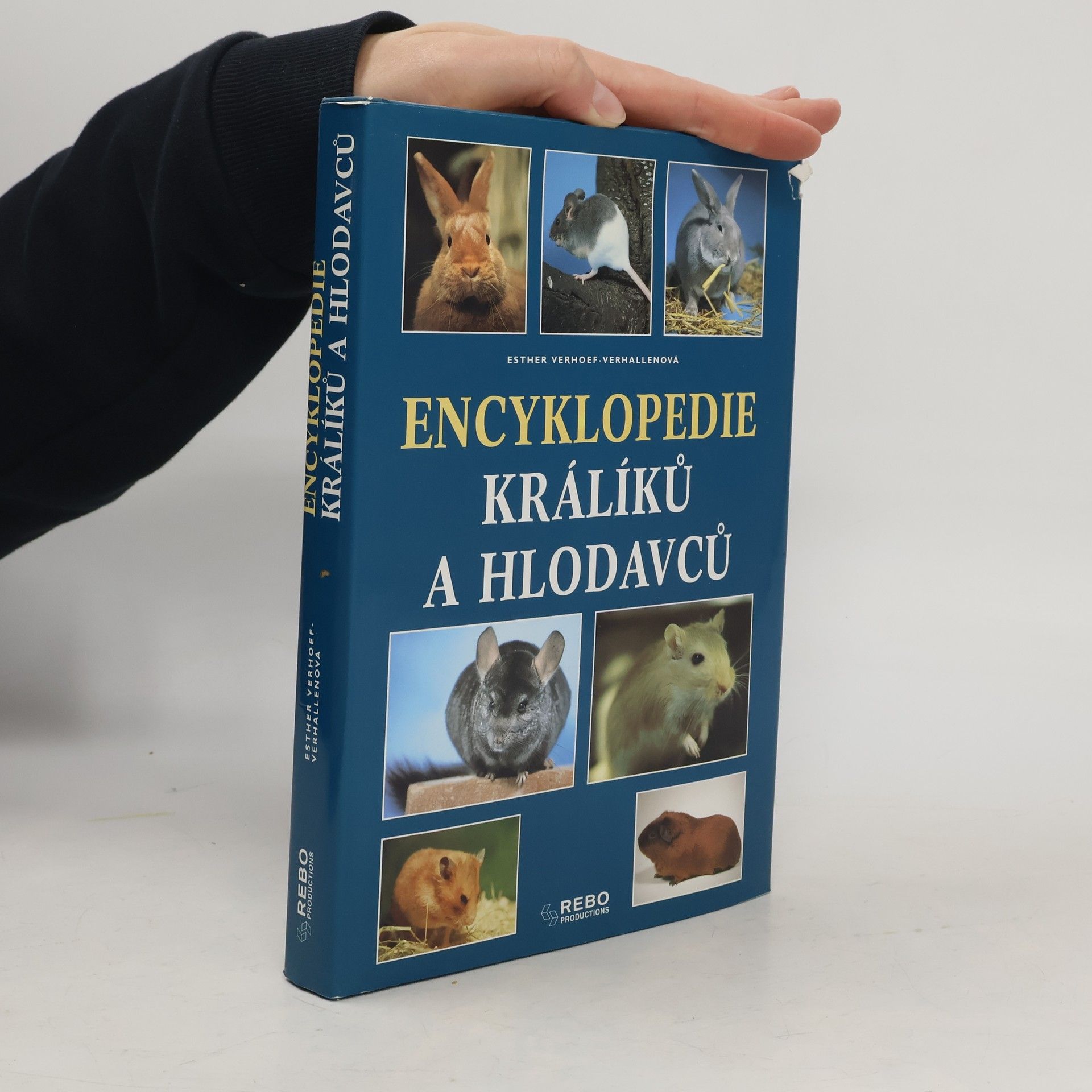 Esther Verhoef Encyklopedie králíků a hlodavců