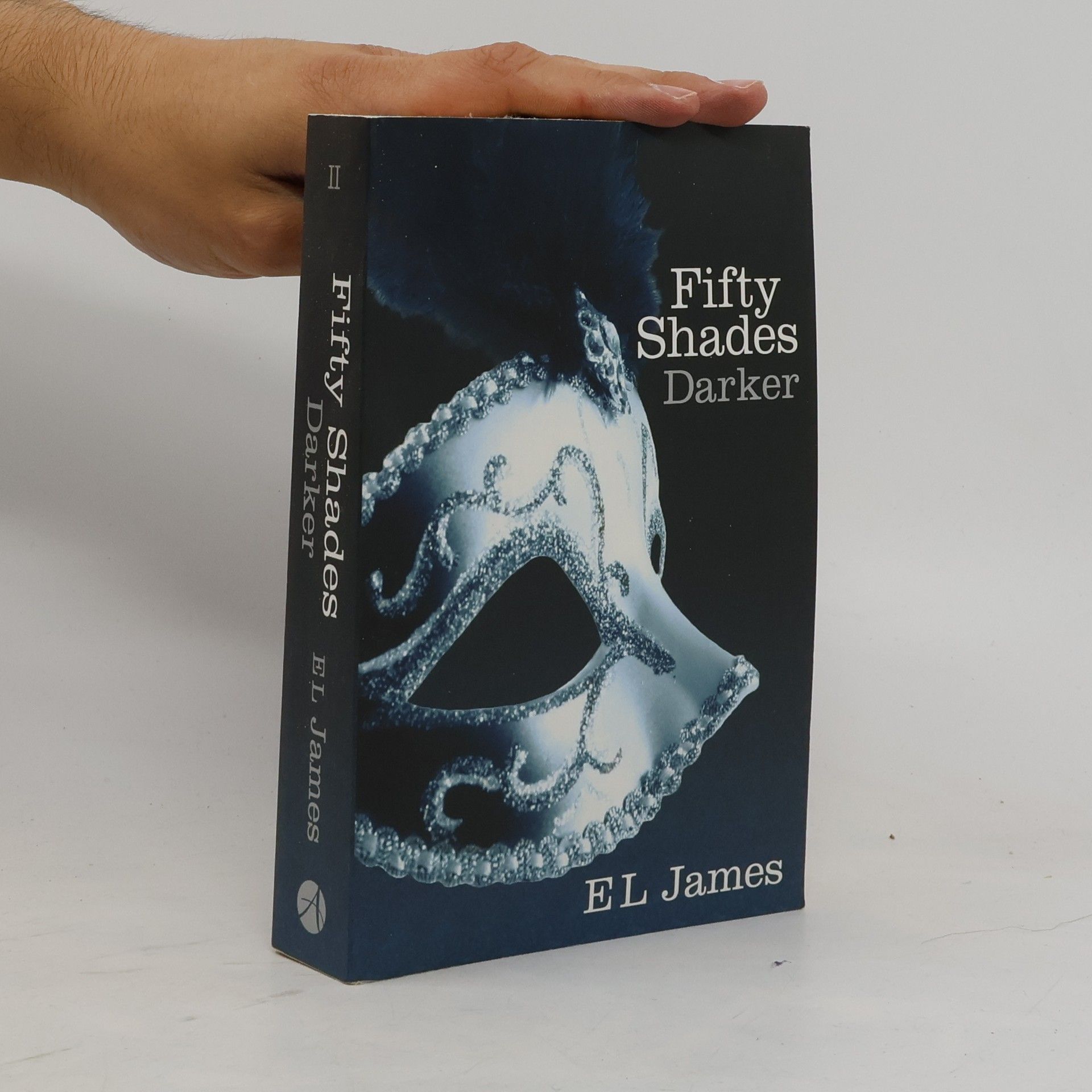 E. L. James Fifty Shades Darker