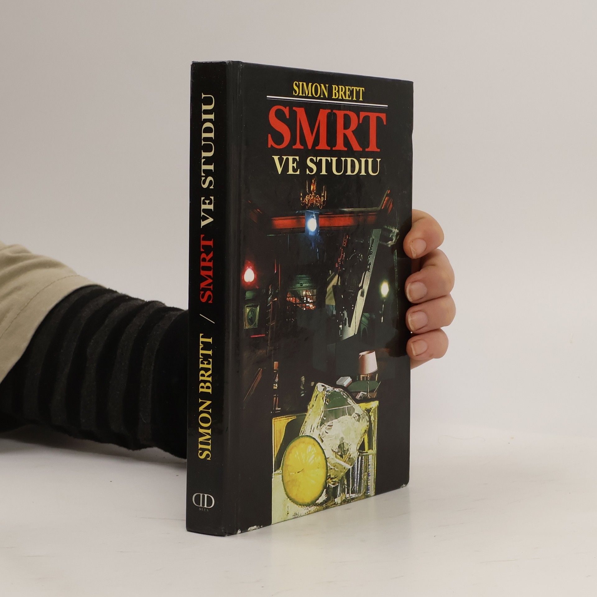 Simon Brett Smrt ve studiu