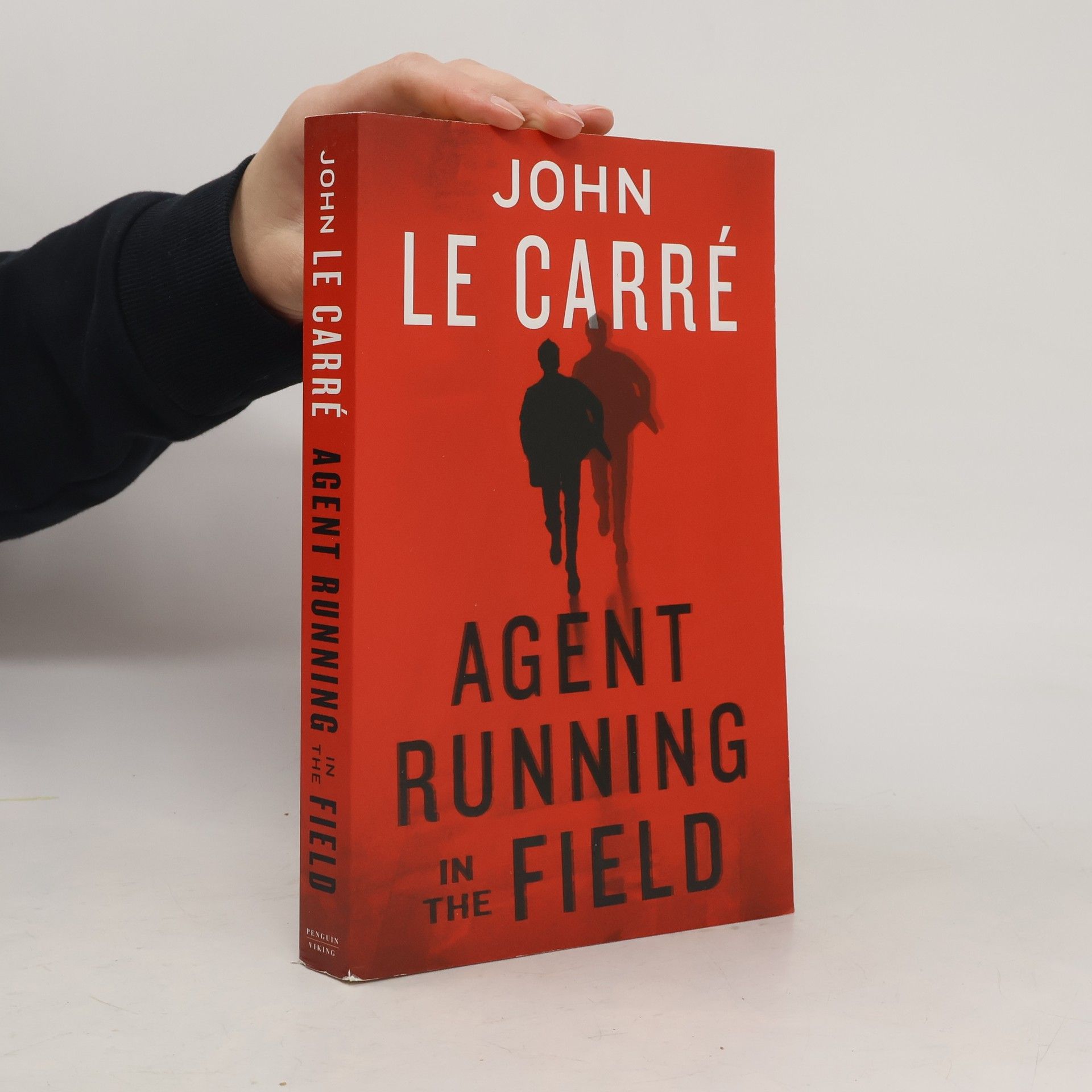 John le Carré Agent running in the field