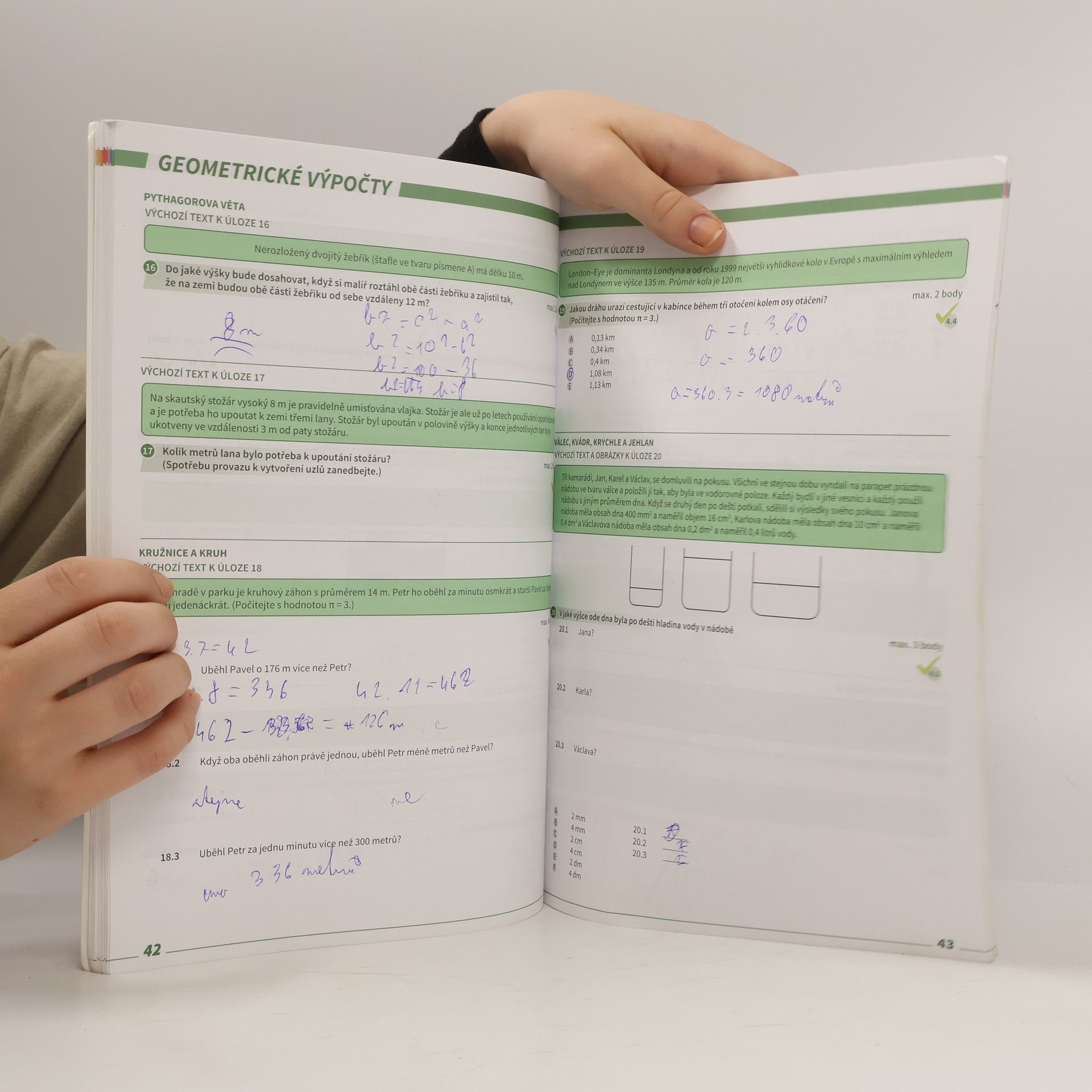 Autorenkollektiv Přijímačky v pohodě : příprava na jednotné přijímací řízení SŠ. Matematika