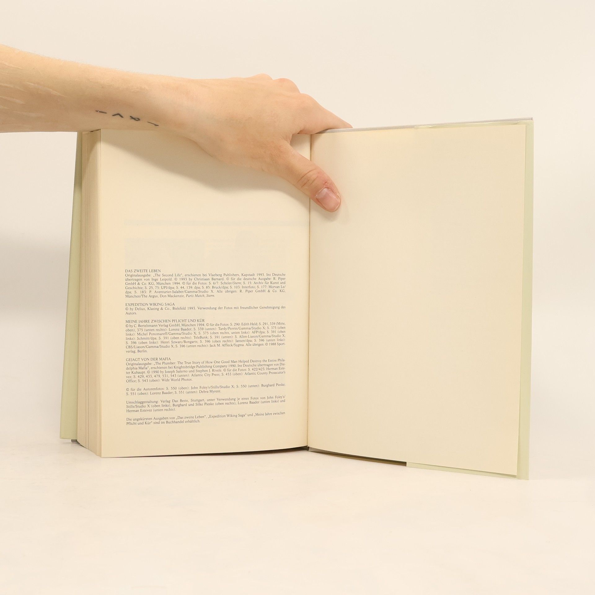 Various authors Im Spiegel der Zelt
