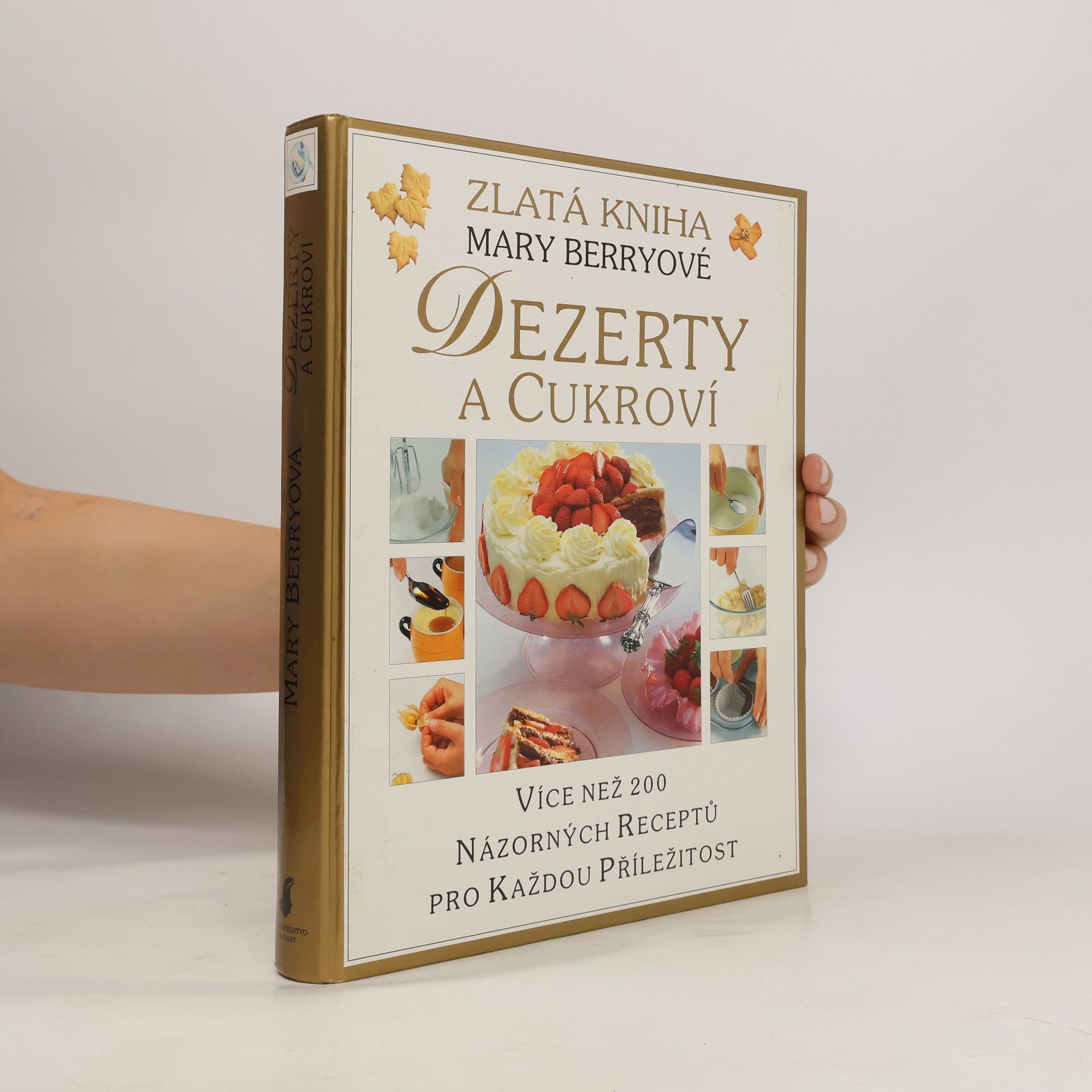 Mary Berry Dezerty a cukroví