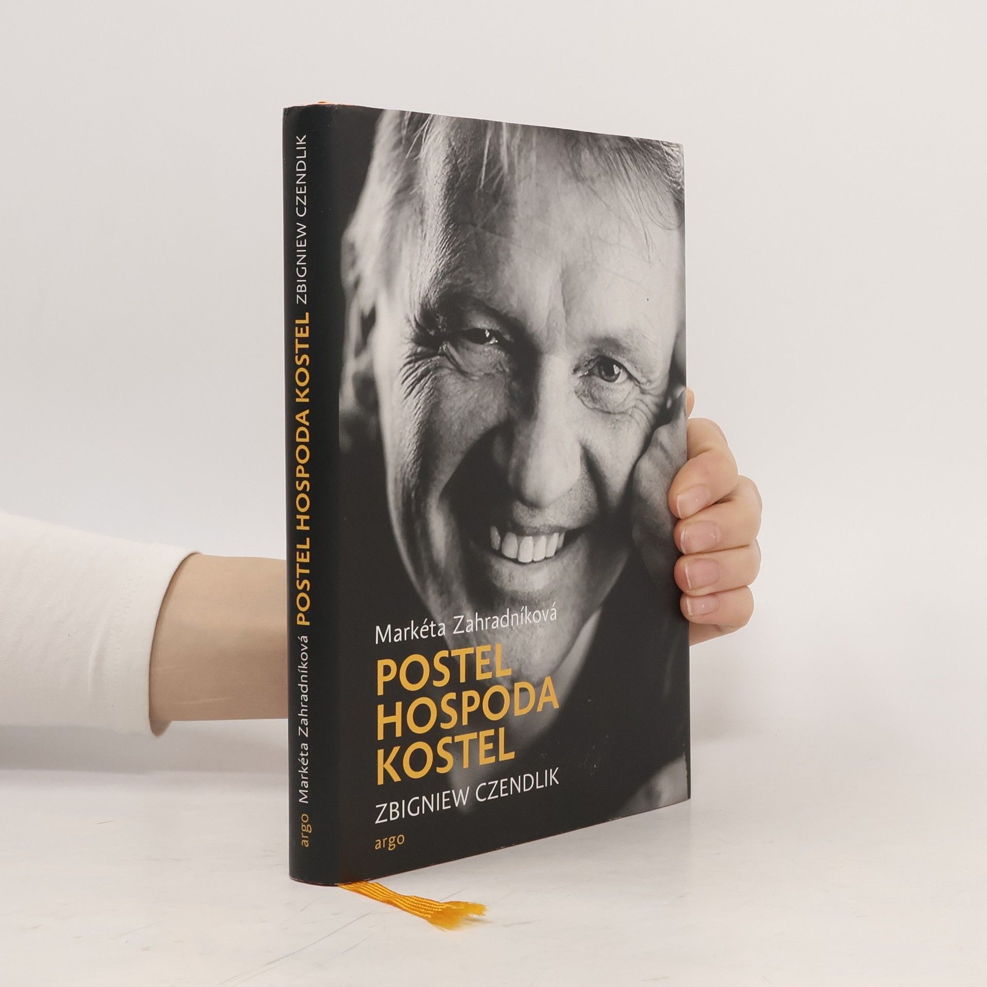 Markéta Zahradníková Postel, hospoda, kostel