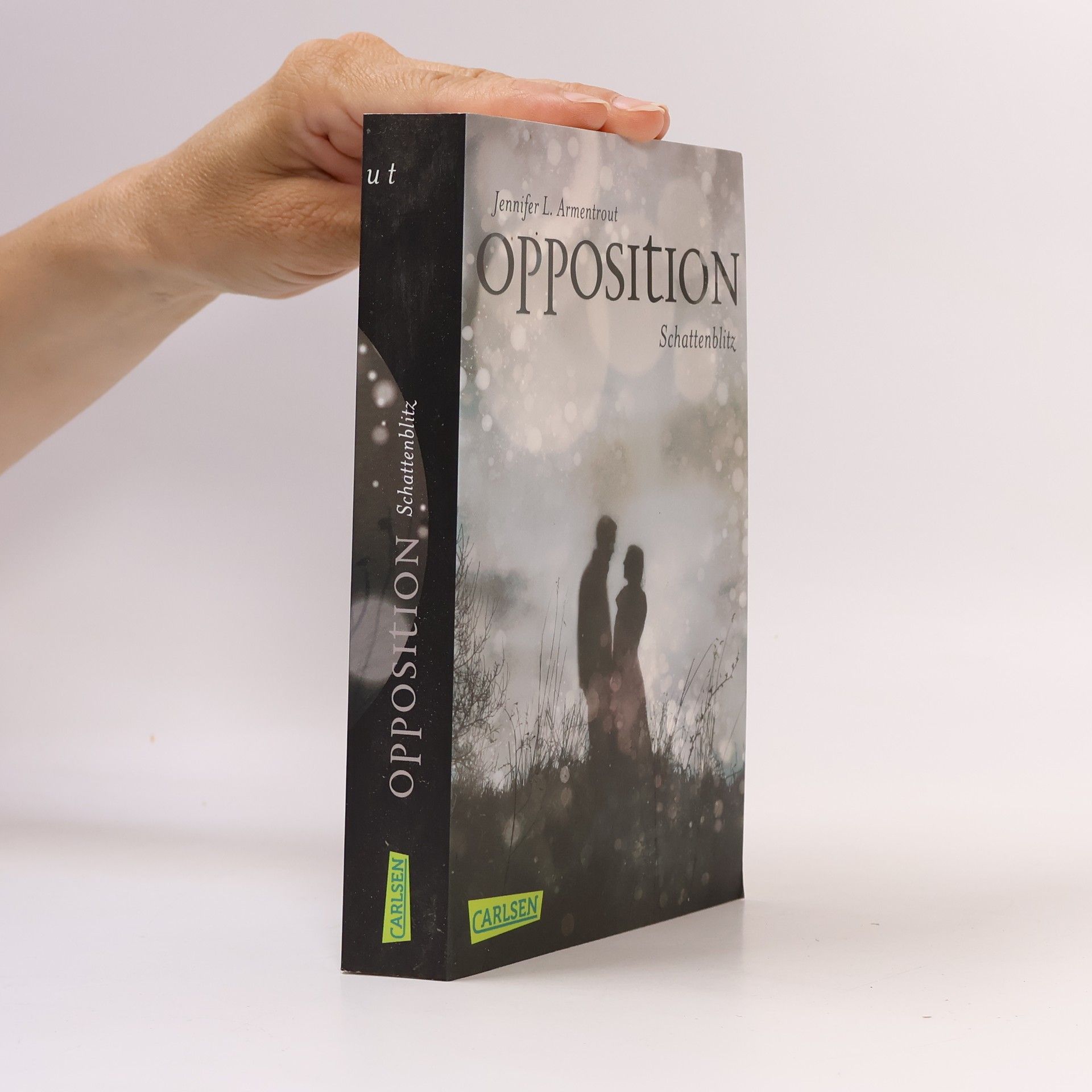 Jennifer Armentrout Opposition