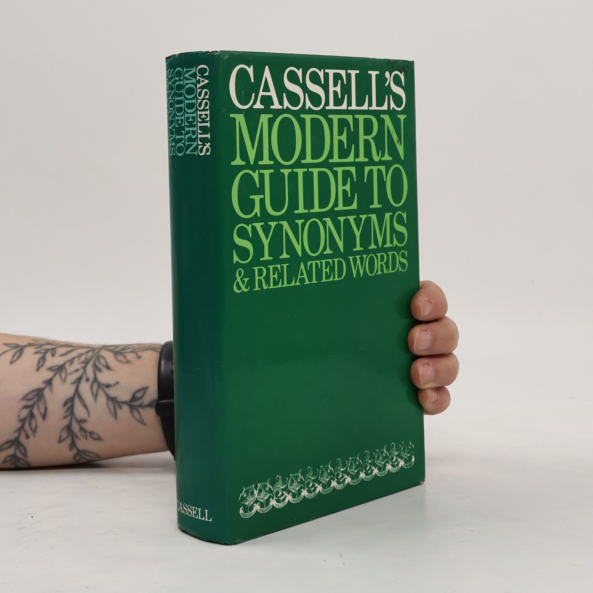 P J Fletcher Cassel's Modern Guide to Synonyms & Related Words