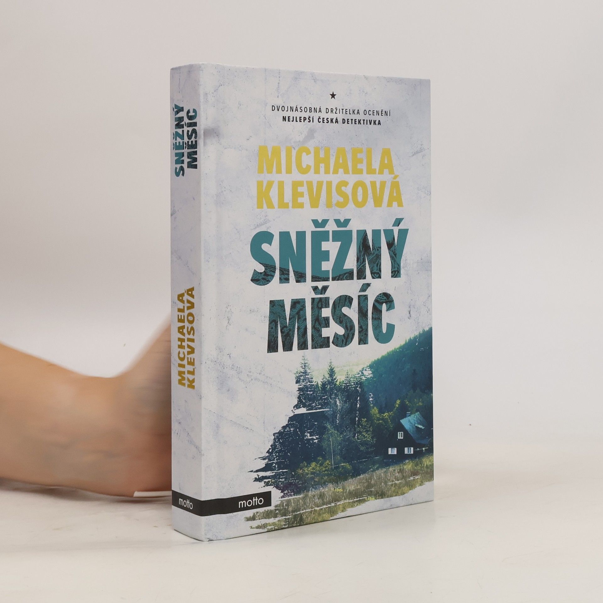 Michaela Klevisová Sněžný měsíc