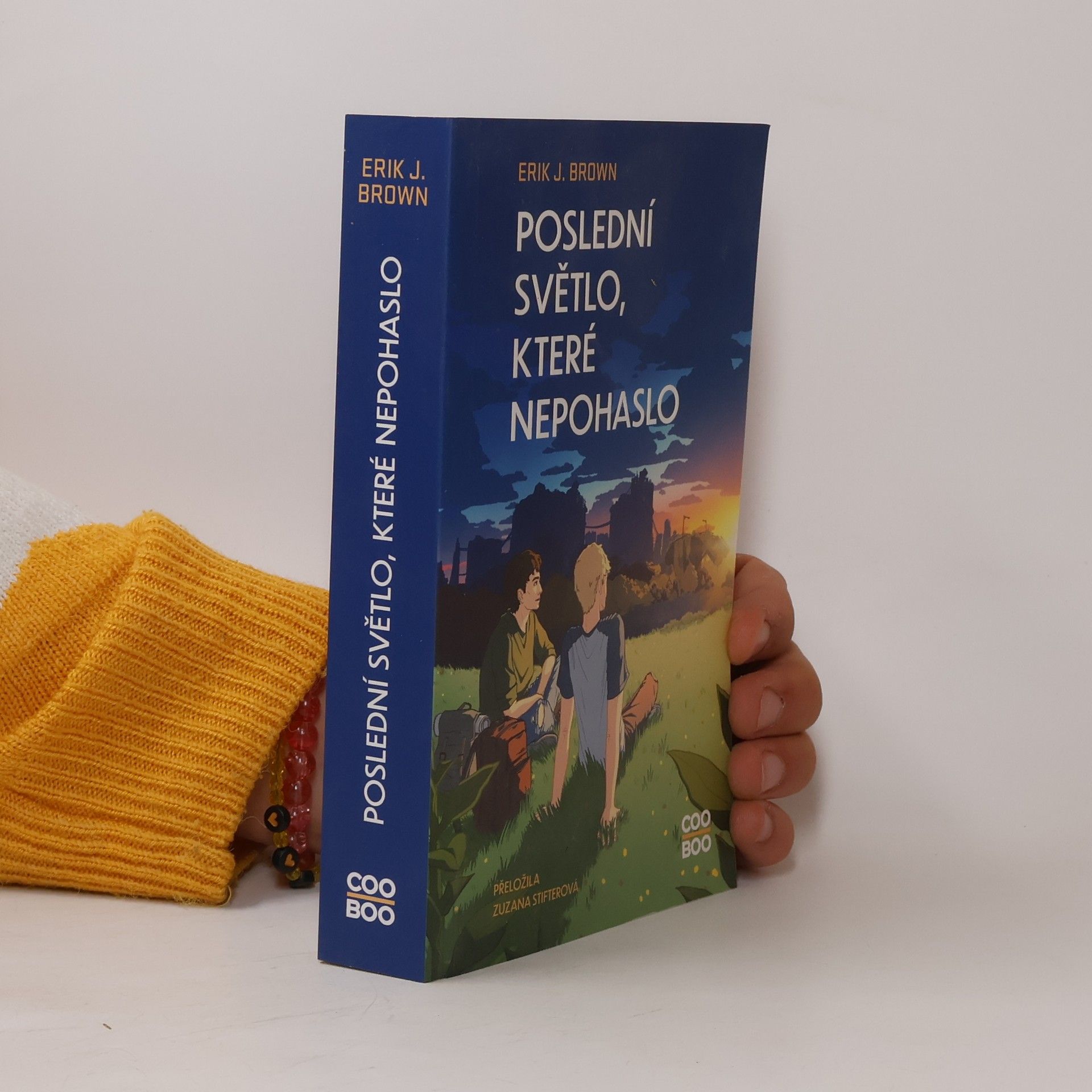 Erik. J. Brown Poslední světlo, které nepohaslo