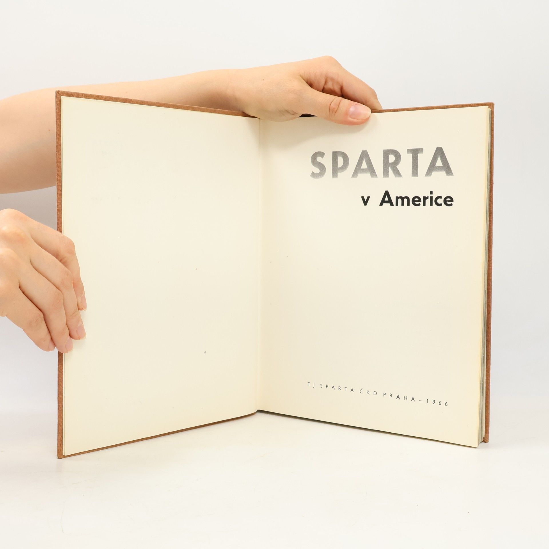 Miloš Fiala Sparta v Americe