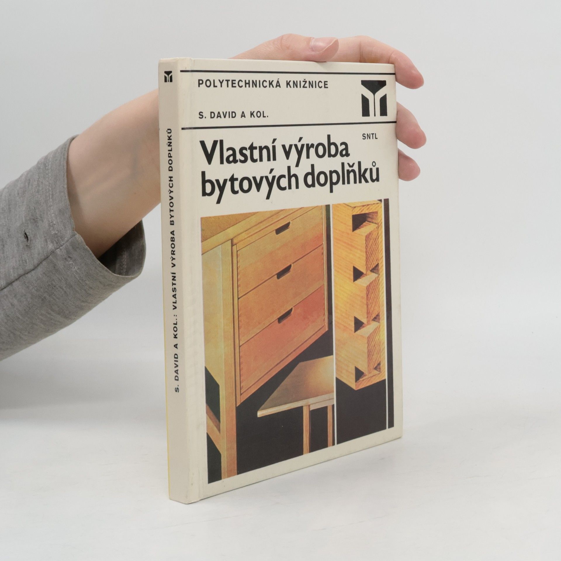 Stanislav David Vlastní výroba bytových doplňků