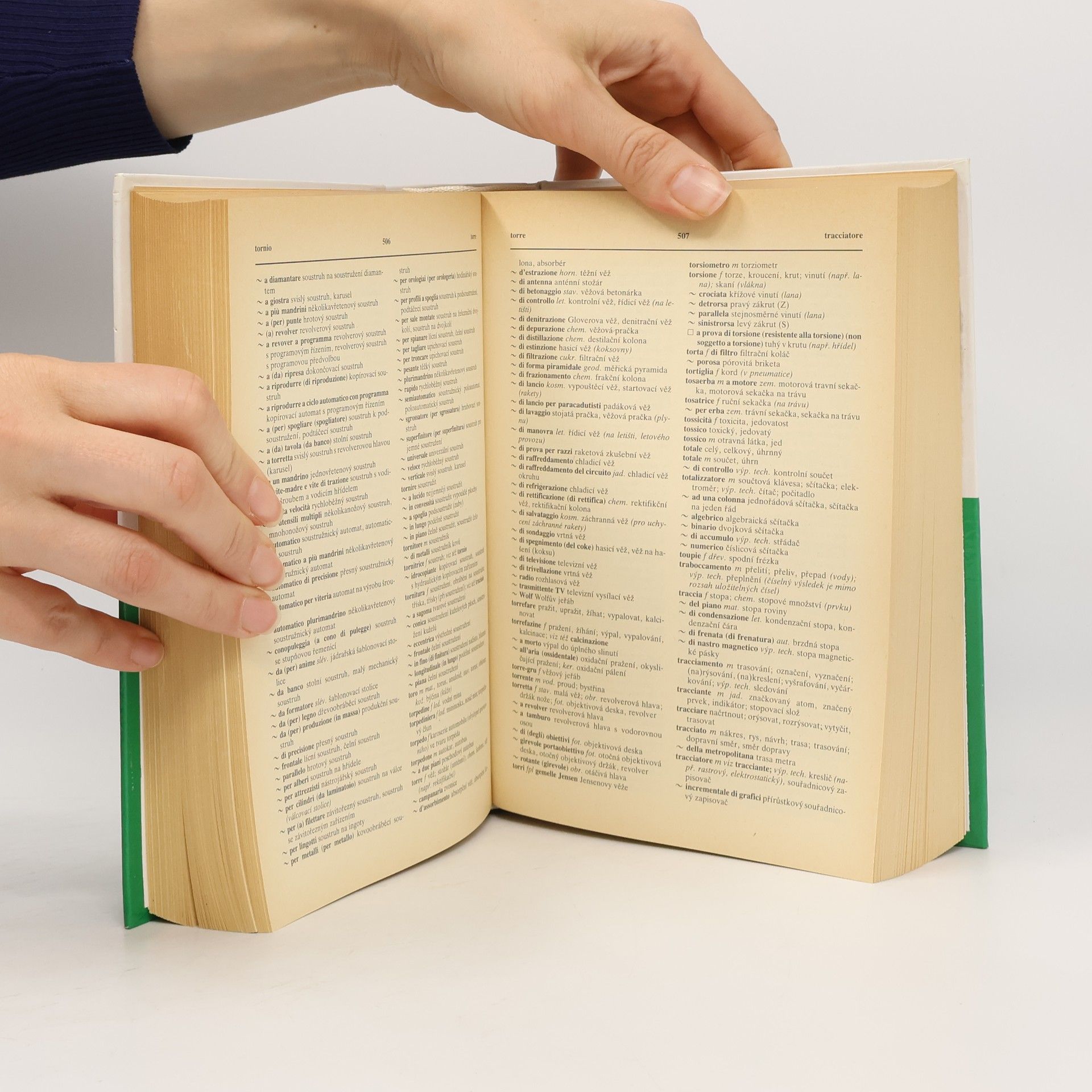 Antonín Radvanovský Italsko-český a česko-italský technický slovník = Dizionario tecnico italiano-ceco e ceco-italiano