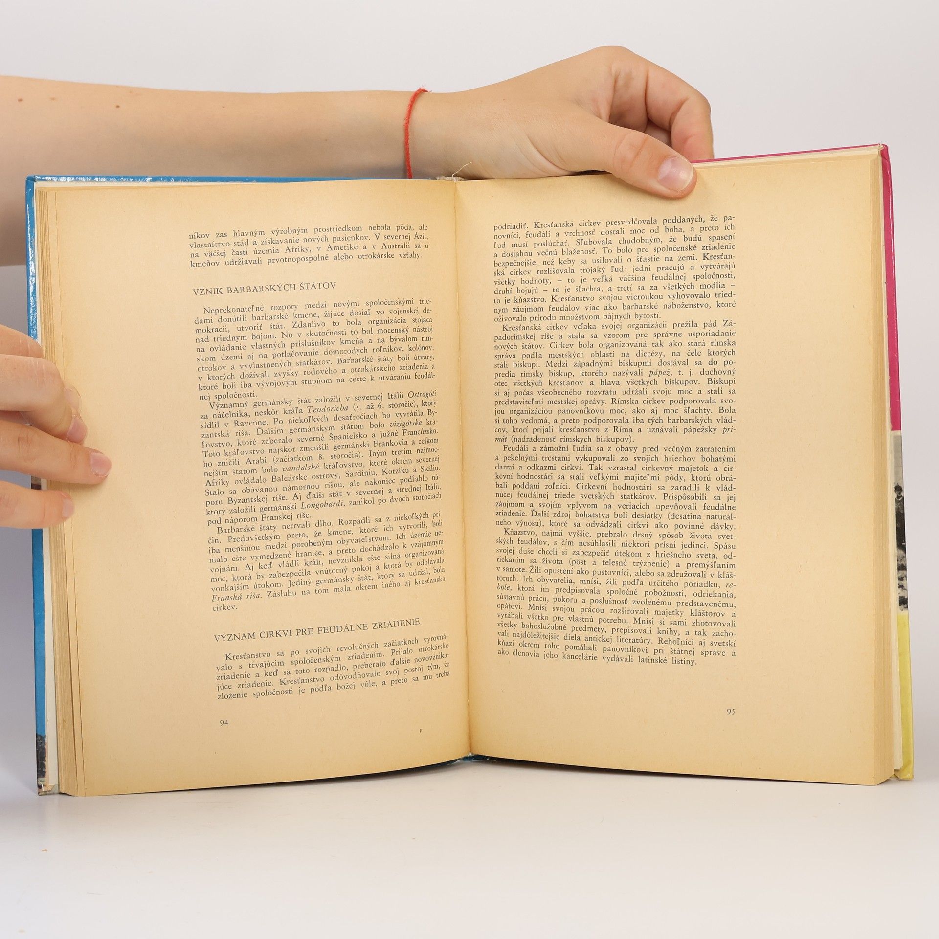 Autorenkollektiv Svetové dejiny pre 1. a 2. ročník gymnázií a 1. ročník stredných odbroných škôl I. časť