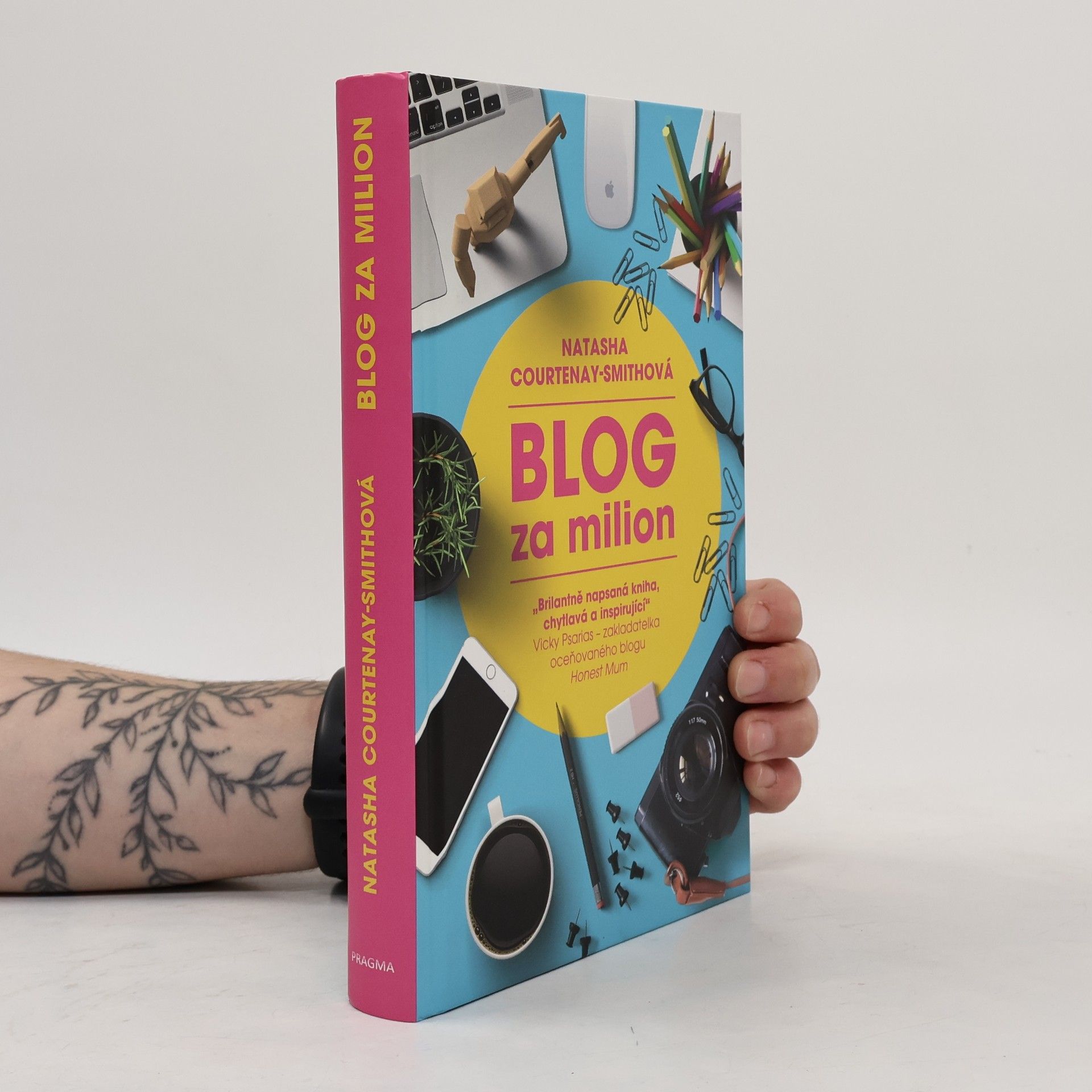 Natasha Courtenay-Smith Blog za milion