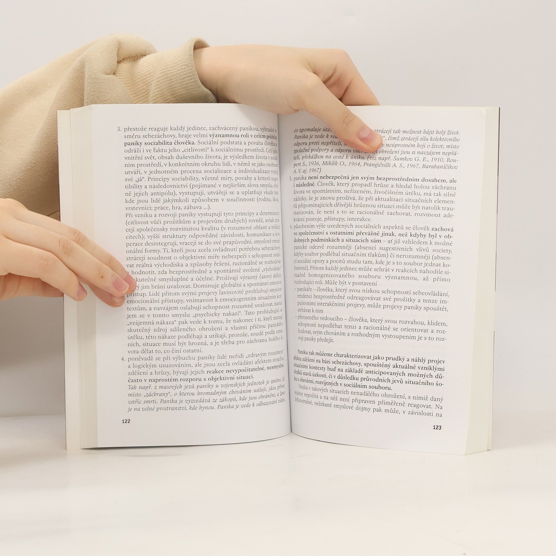 Oldřich Mikšík Hromadné psychické jevy. Psychologie hromadného chování