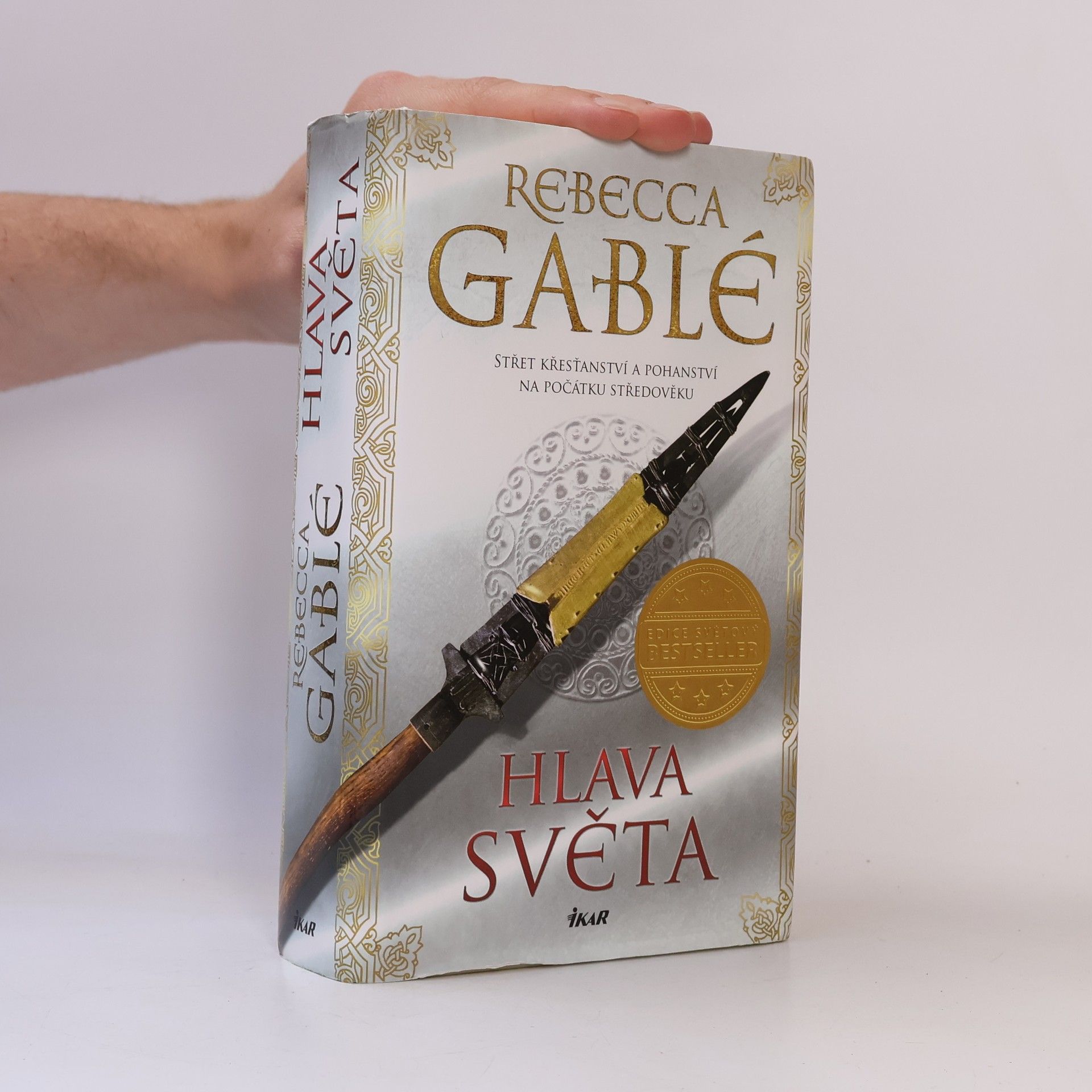 Rebecca Gablé Hlava světa