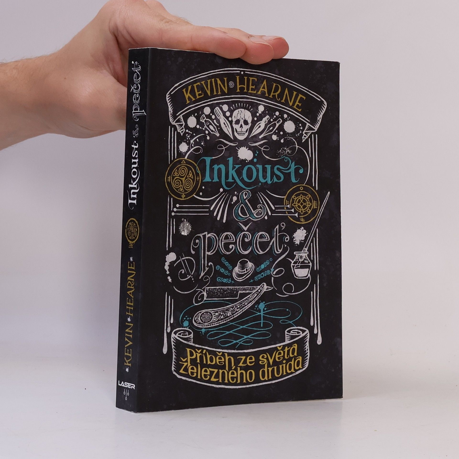 Kevin Hearne Inkoust & pečeť