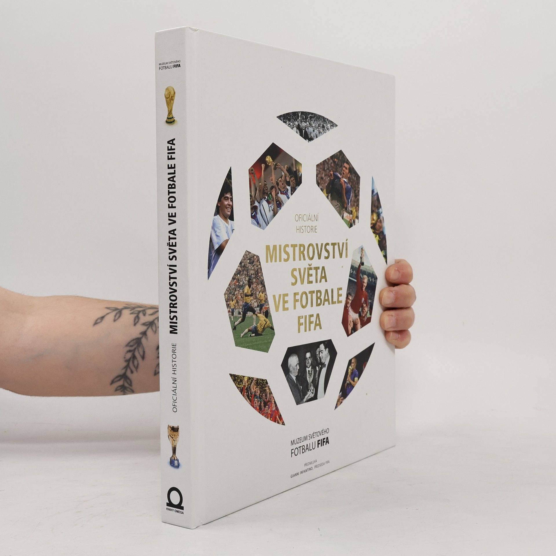 Pavel Dufek Oficiální historie Mistrovství světa ve fotbale FIFA: Muzeum světového fotbalu FIFA