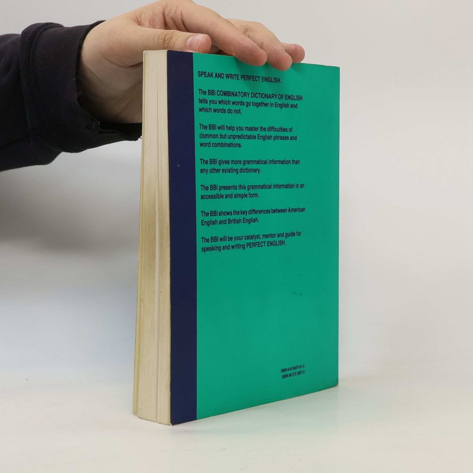 Morton Benson The BBI combinatory dictionary of English. A guide to word combinations