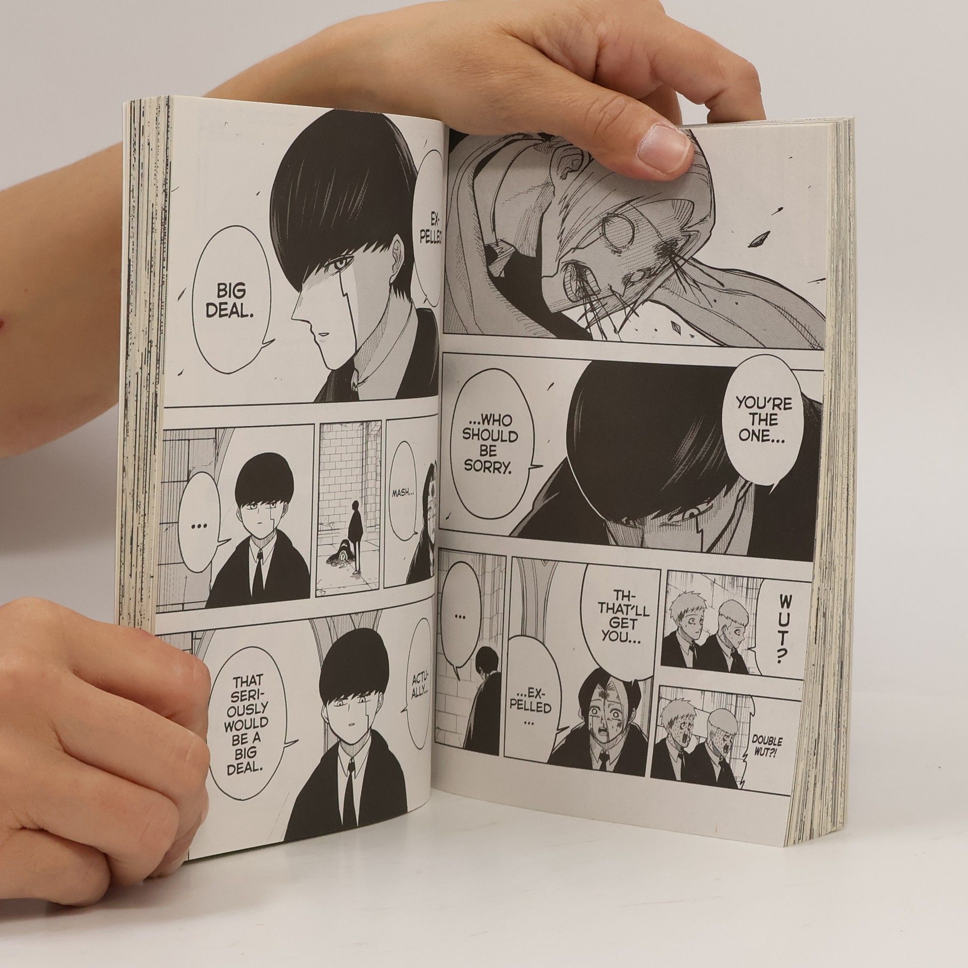 Hajime Kōmoto Mashle: Magic and Muscles, Vol. 1