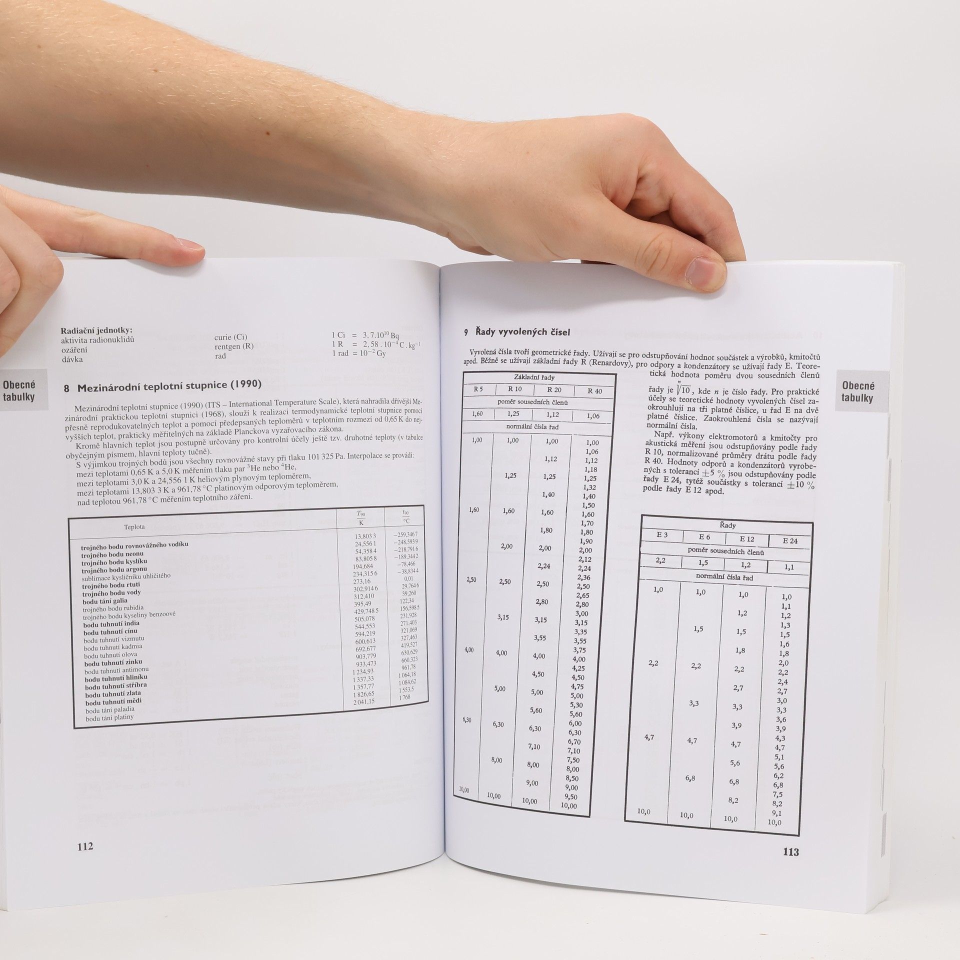 Jiří Mikulčák Matematické, fyzikální a chemické tabulky pro střední školy