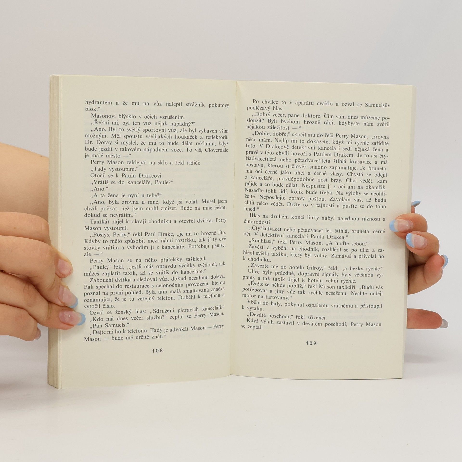 Erle Stanley Gardner Případ šťastných nožek