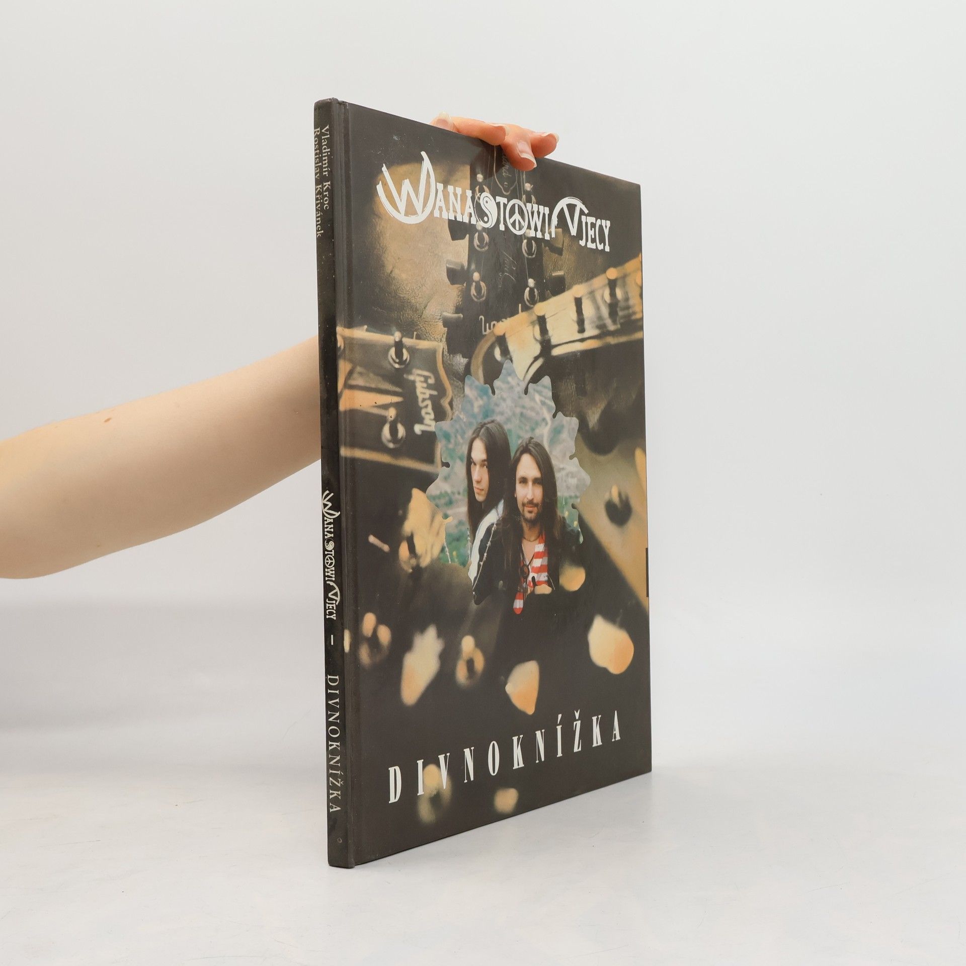 Wanastowi vjecy. Divnoknížka