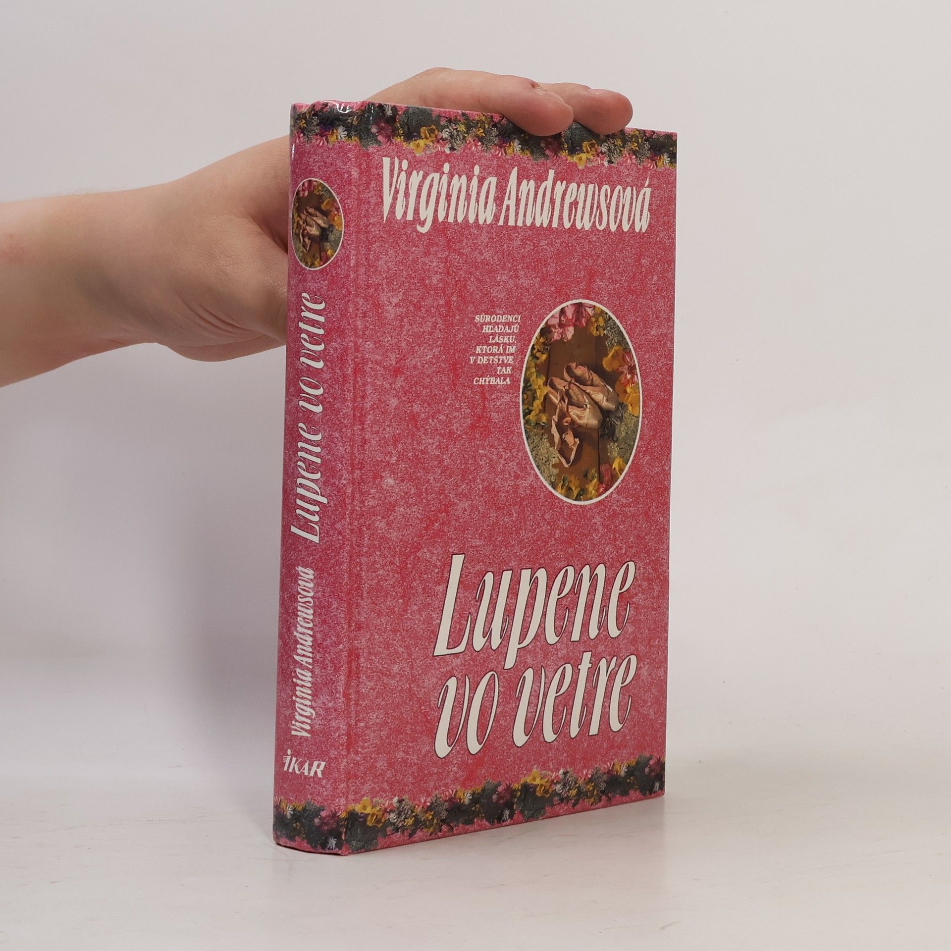 V. C. Andrews Lupene vo vetre