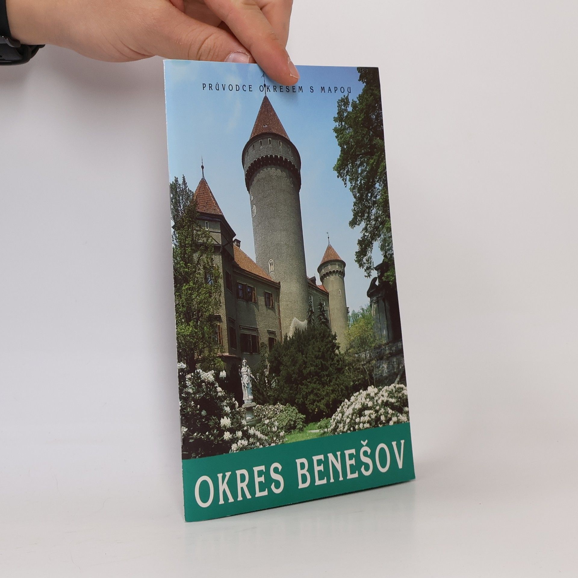 Autorenkollektiv Okres Benešov