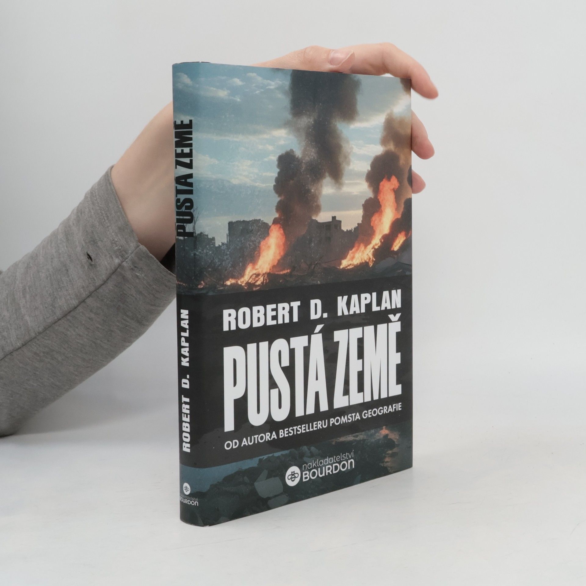 Robert D. Kaplan Pustá země