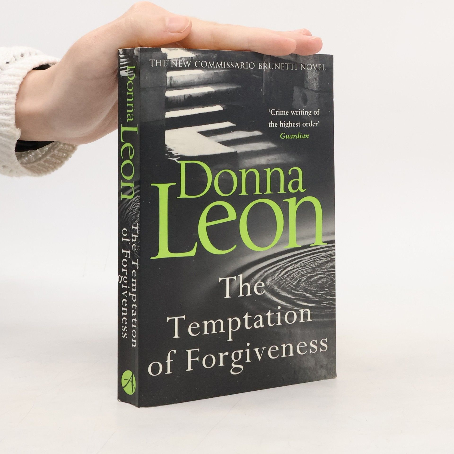 Donna Leon The Temptation of Forgiveness