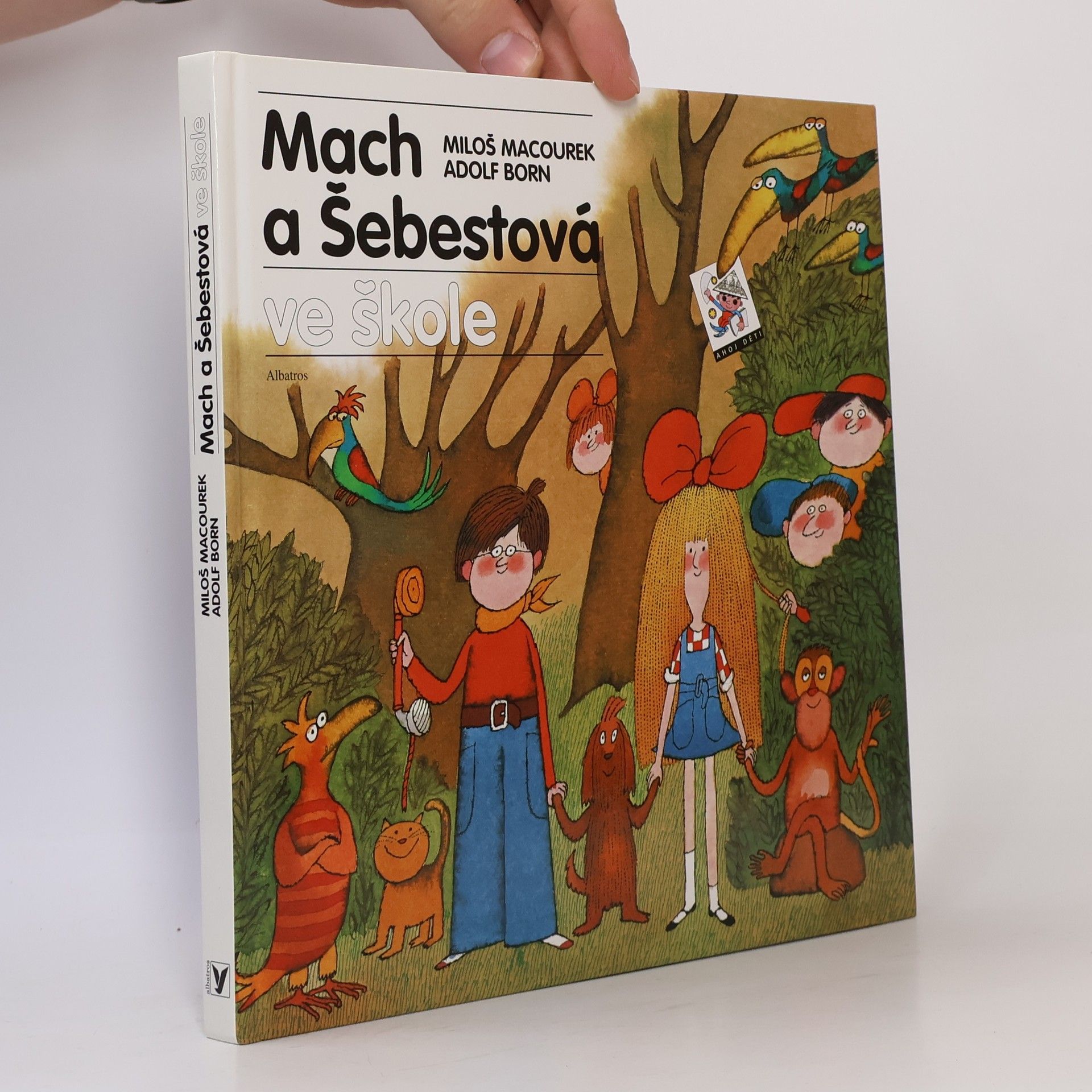 Miloš Macourek Mach a Šebestová ve škole