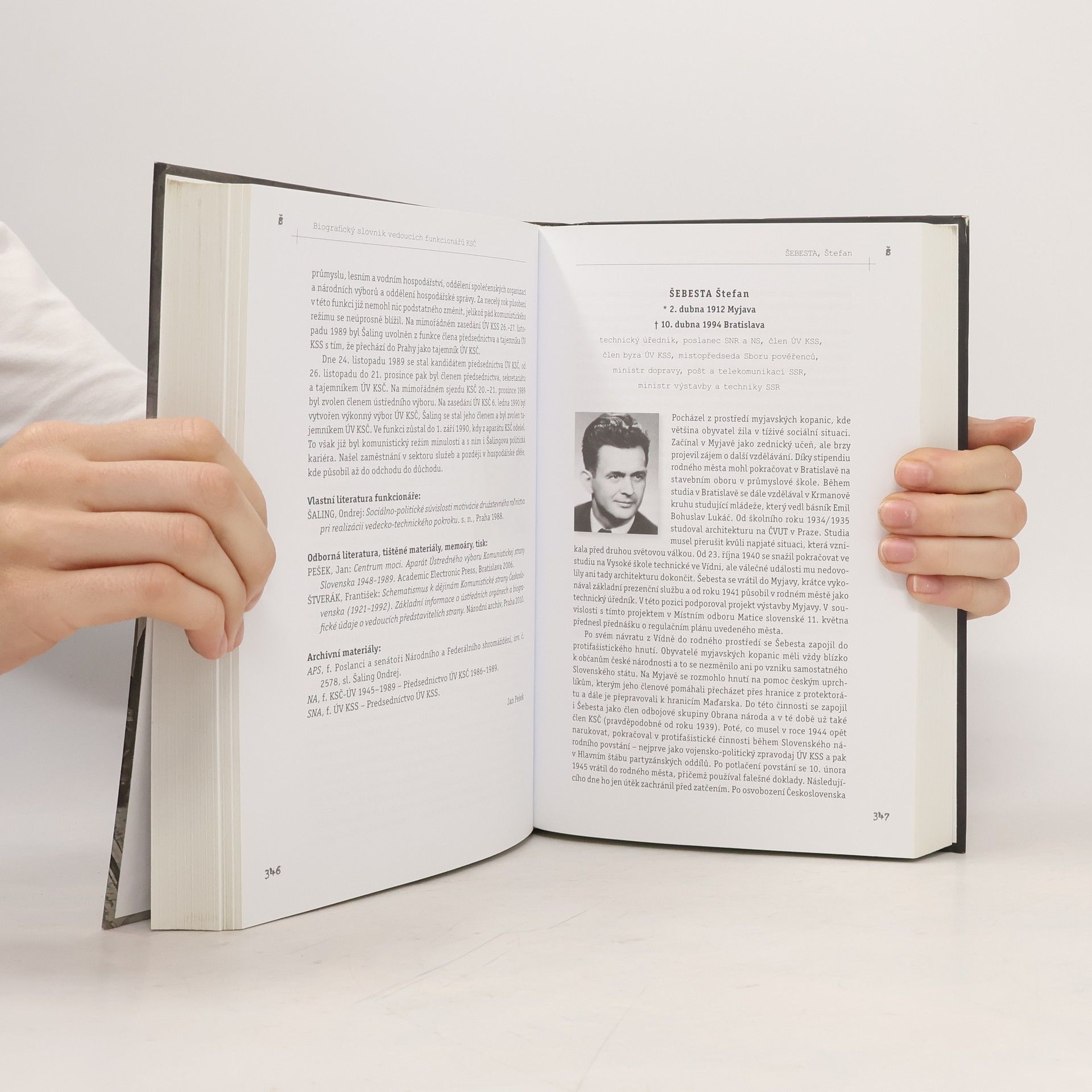 Petr Anev Biografický slovník vedoucích funkcionářů KSČ (1921-1989) L-Z