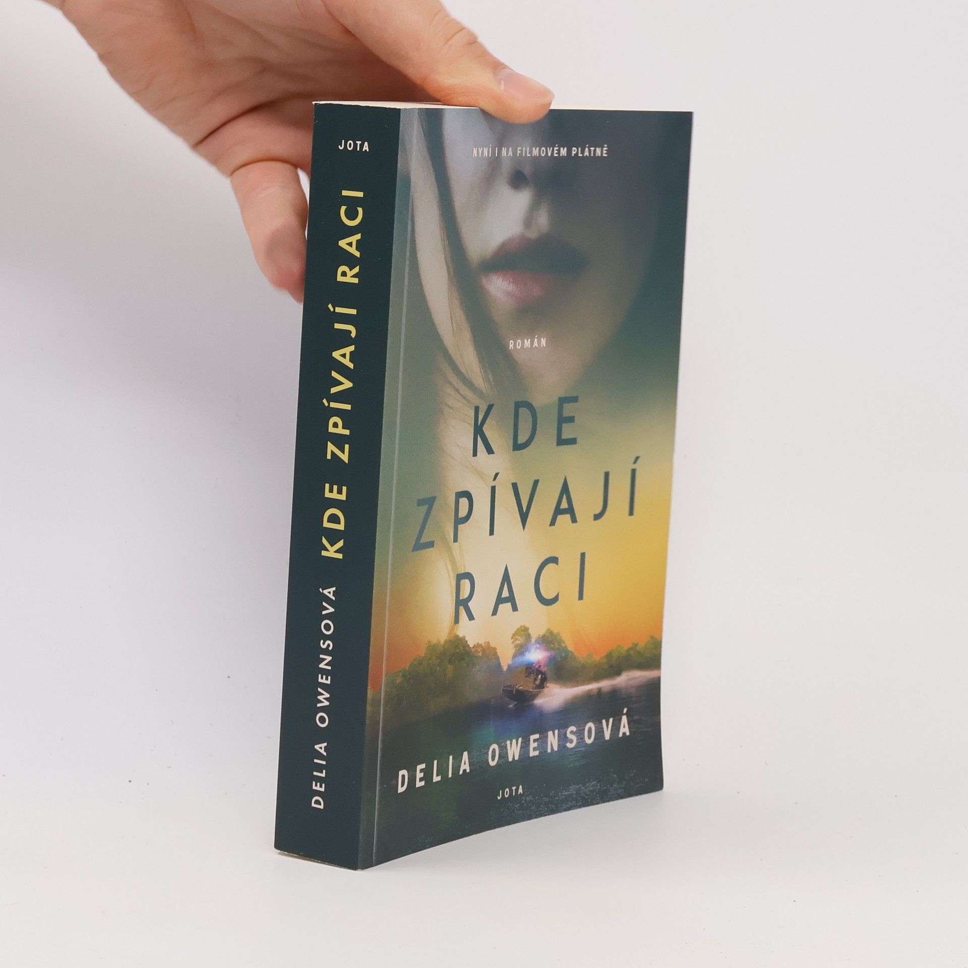 Delia Owens Kde zpívají raci
