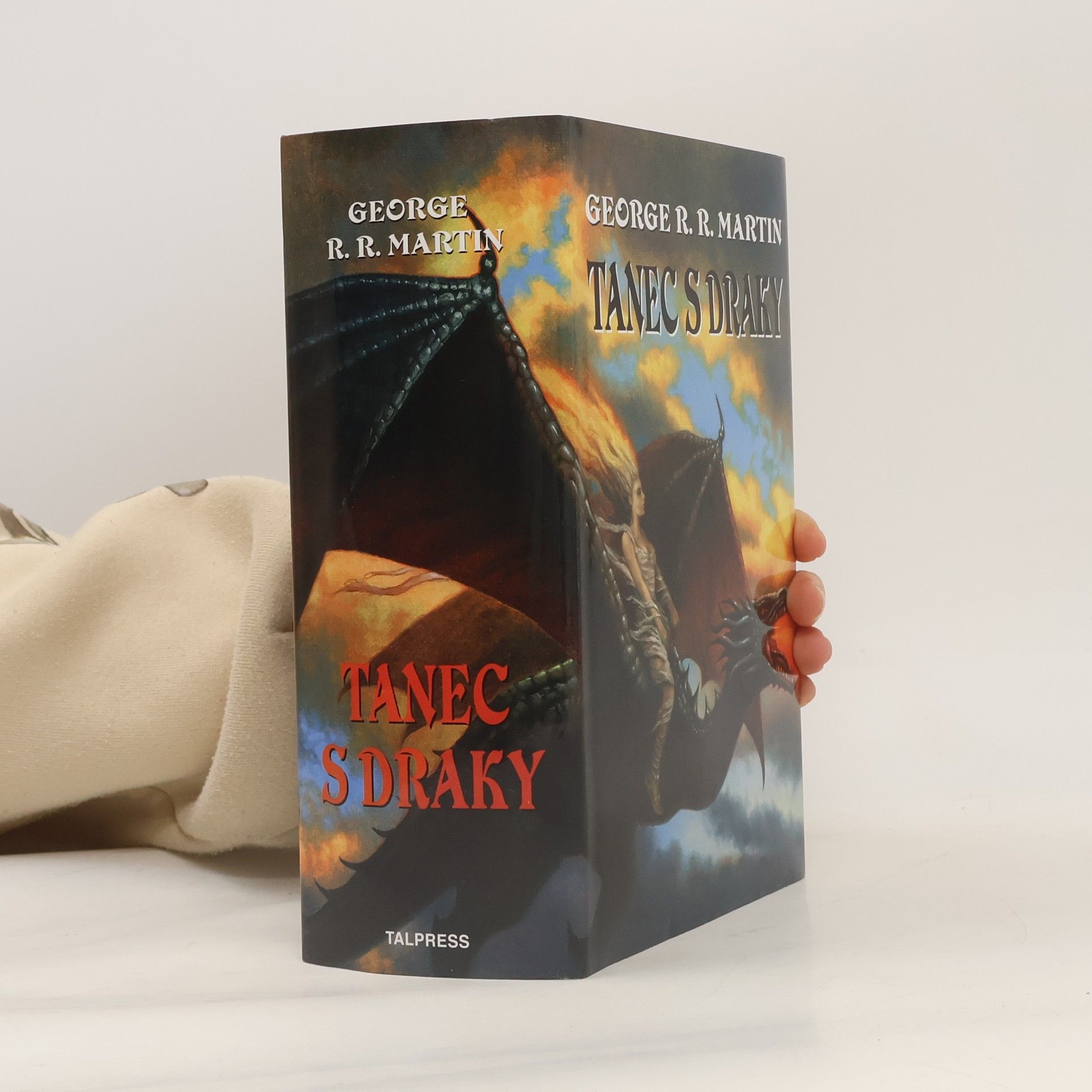 George R. R. Martin Tanec s draky