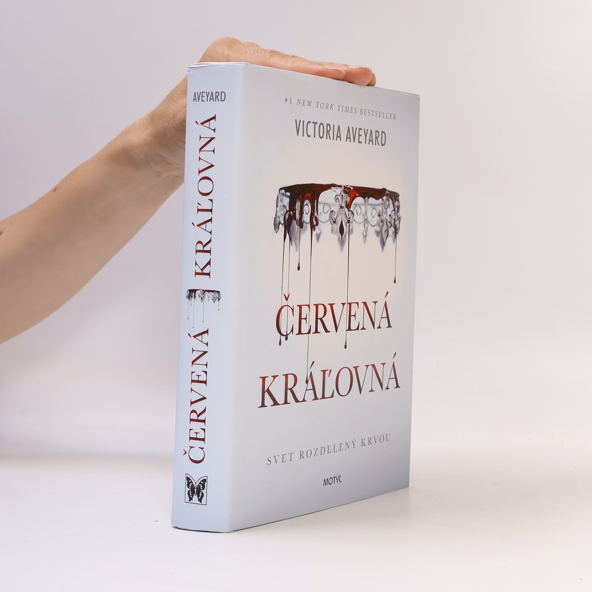 Victoria Aveyard Červená kráľovná