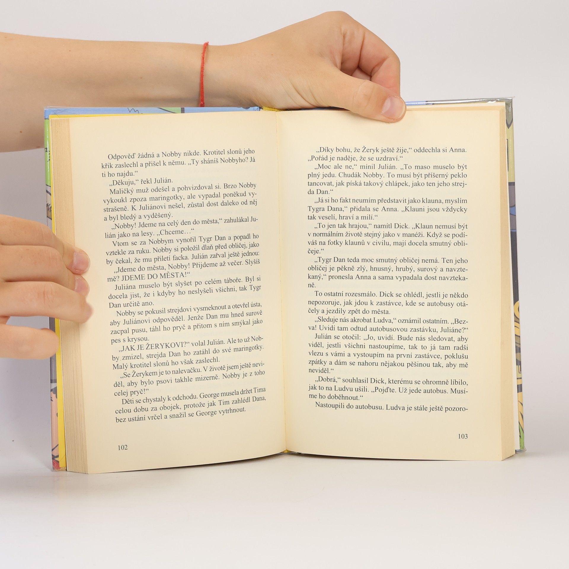 Enid Blyton Správná pětka a prázdniny v maringotkách