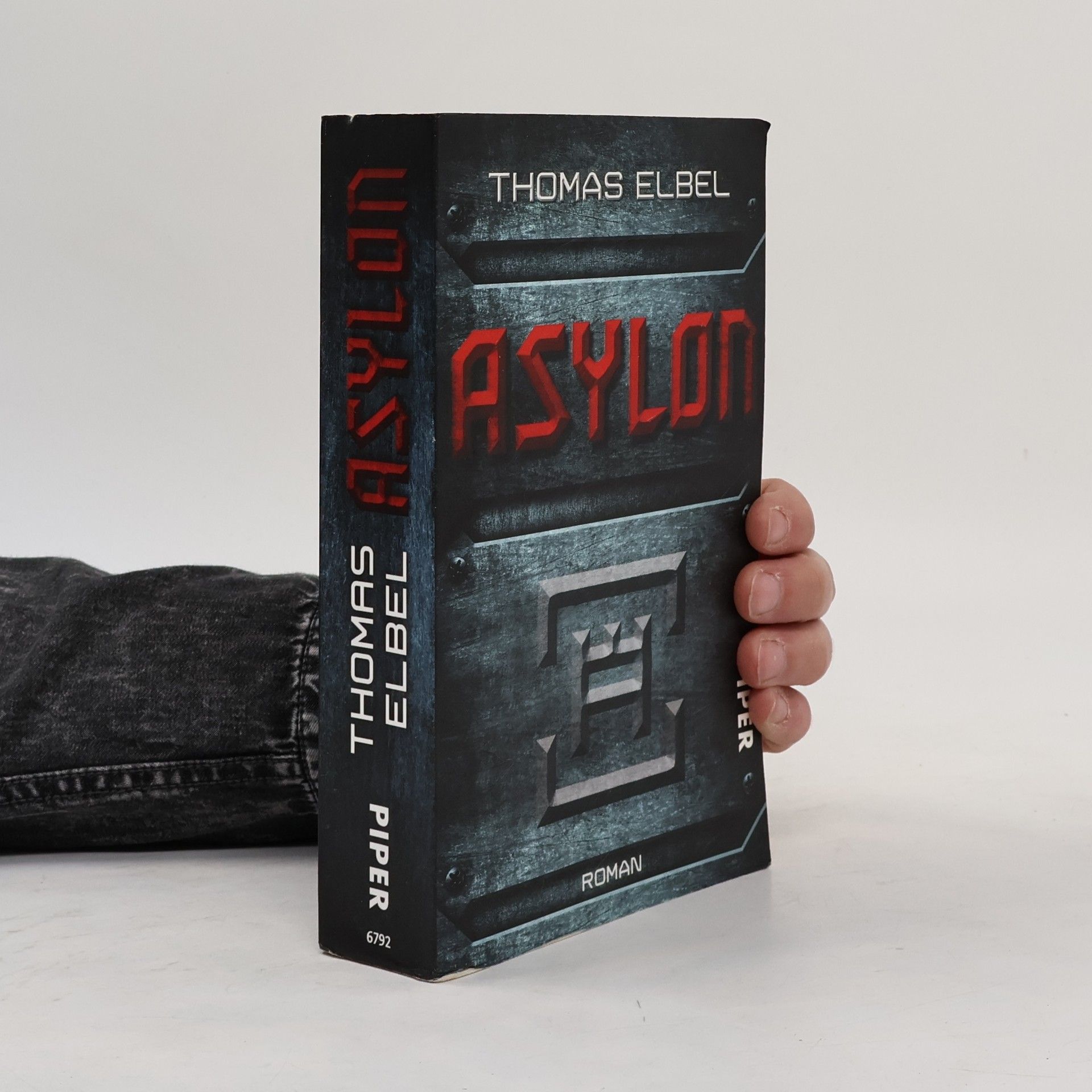 Thomas Elbel Asylon