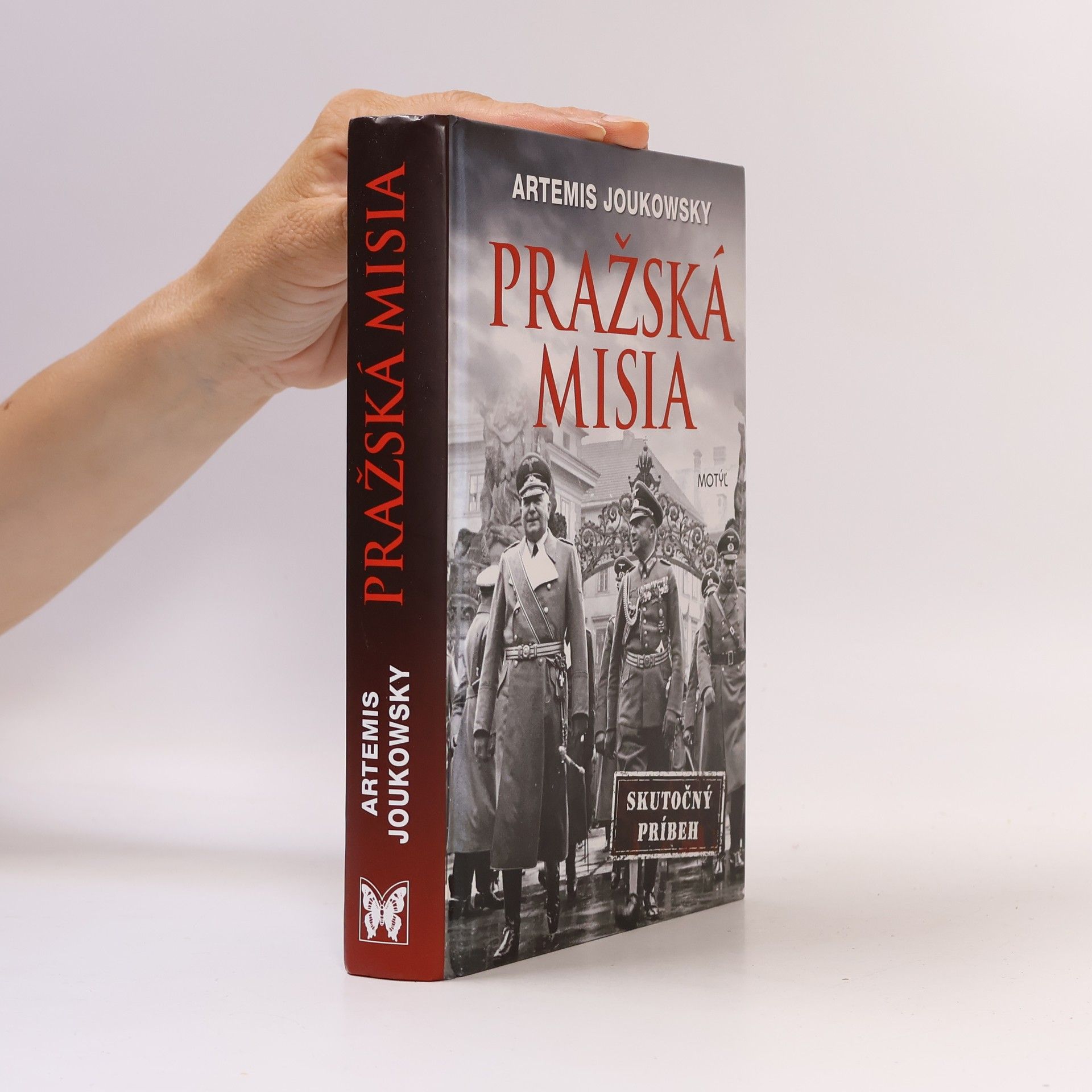 Artemis Joukowsky Pražská misia
