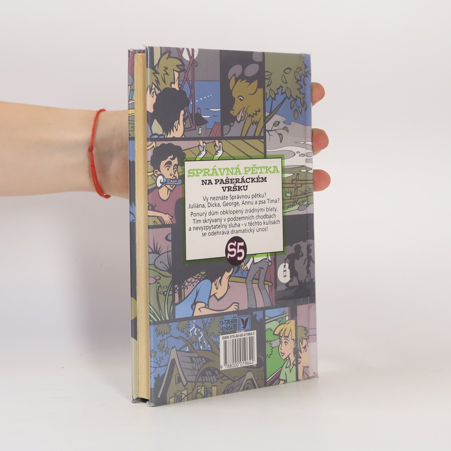 Enid Blyton Správná pětka. Na Pašeráckém vršku