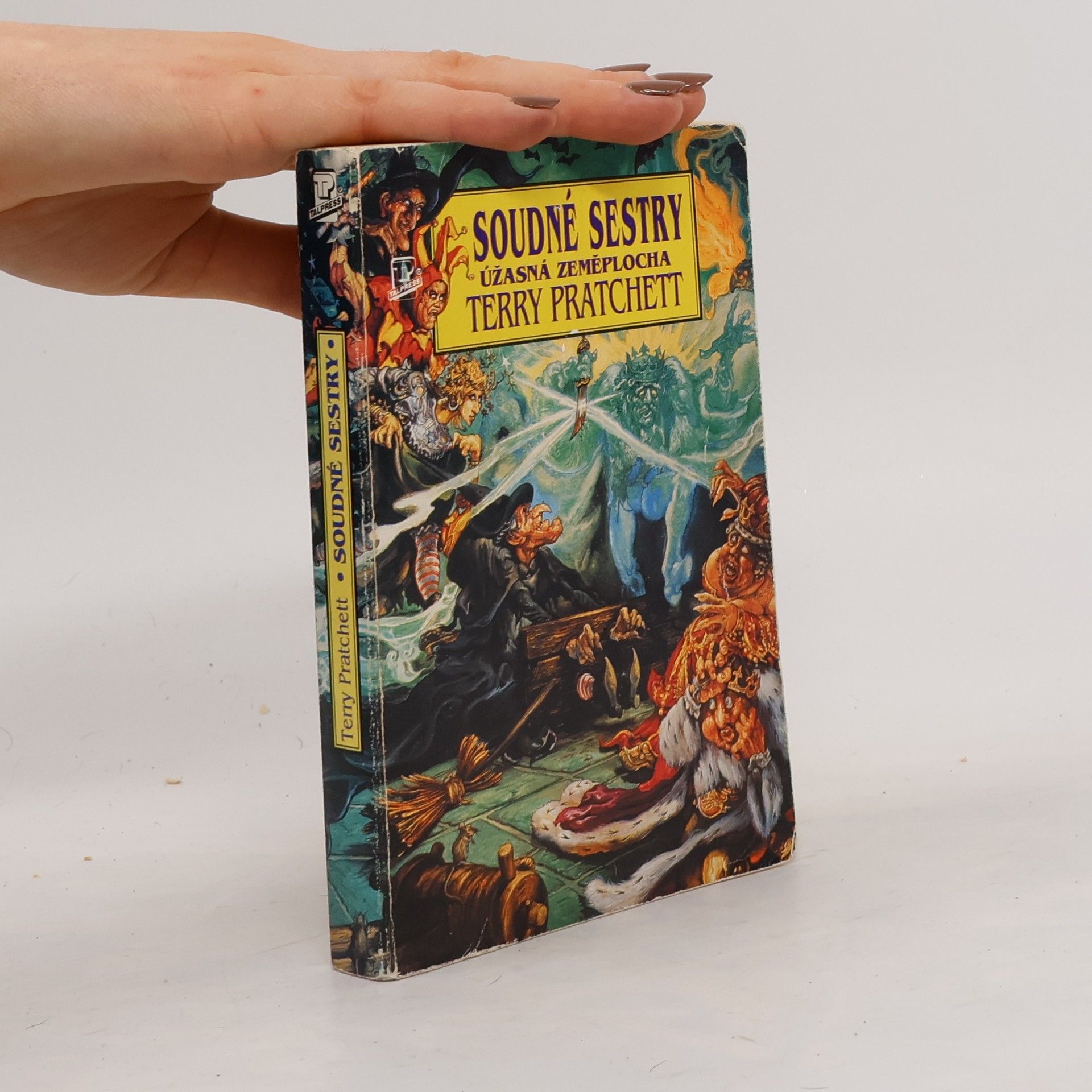 Terry Pratchett Soudné sestry