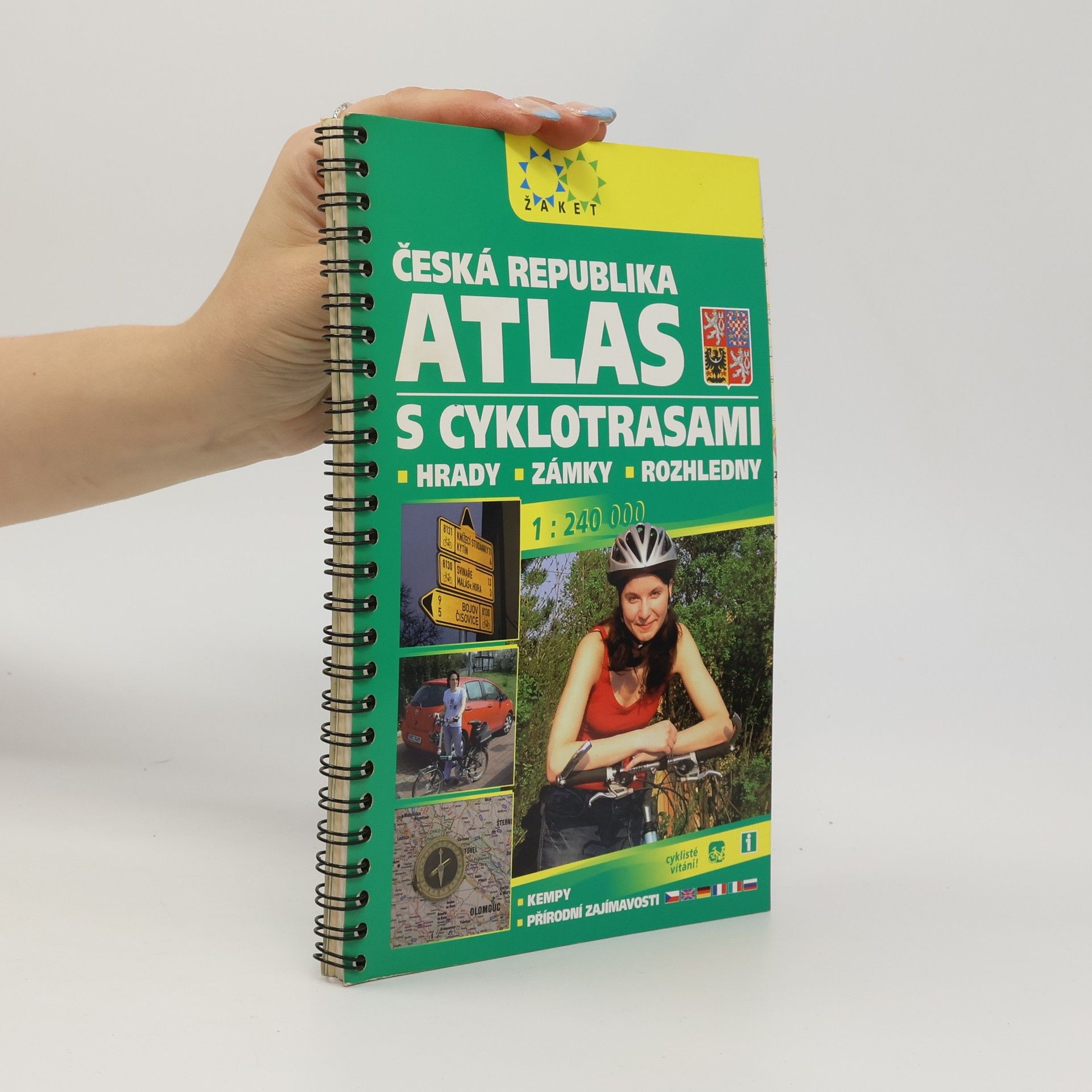 Autorenkollektiv Autoatlas s cyklotrasami Česká republika 1:240 000