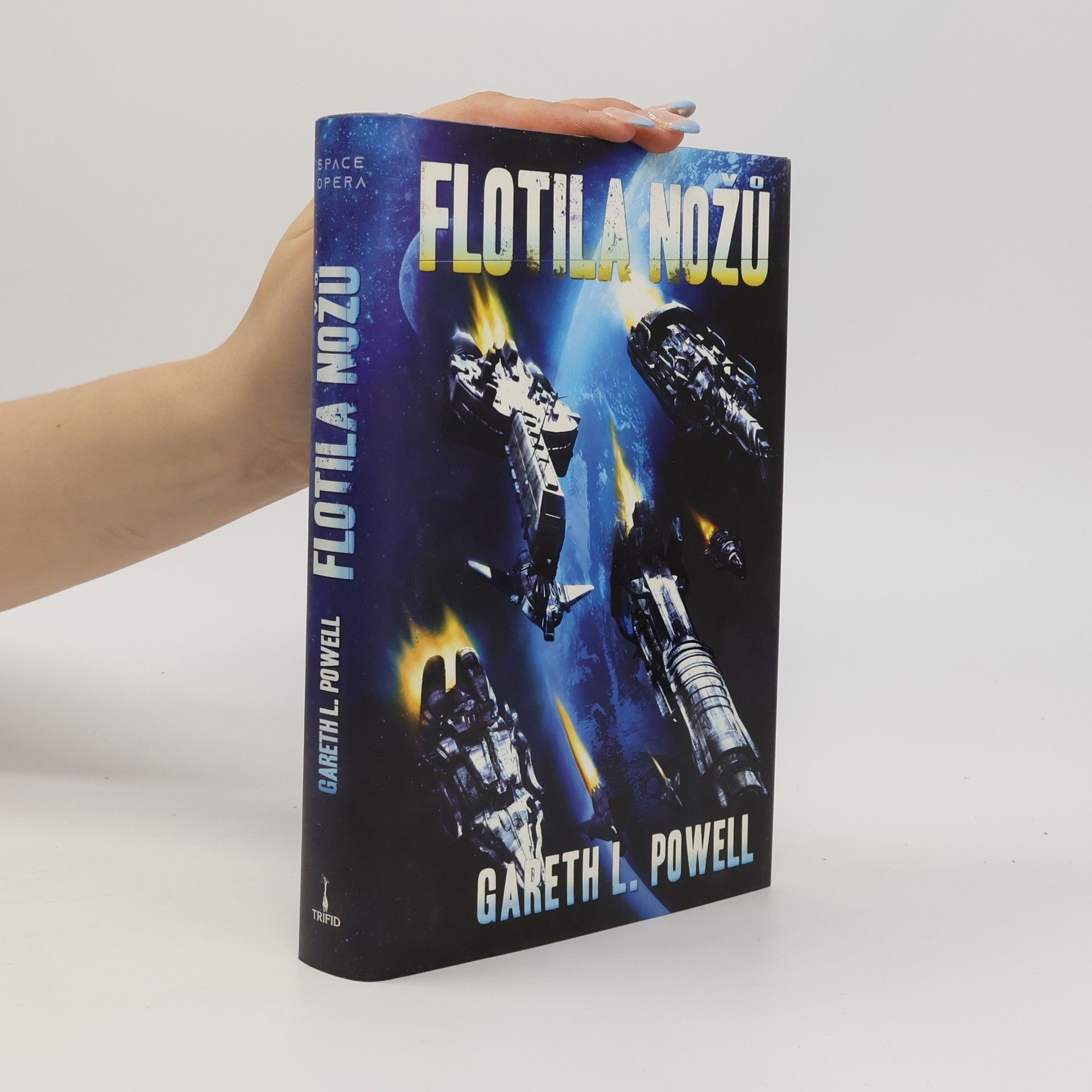 Gareth L. Powell Flotila nožů