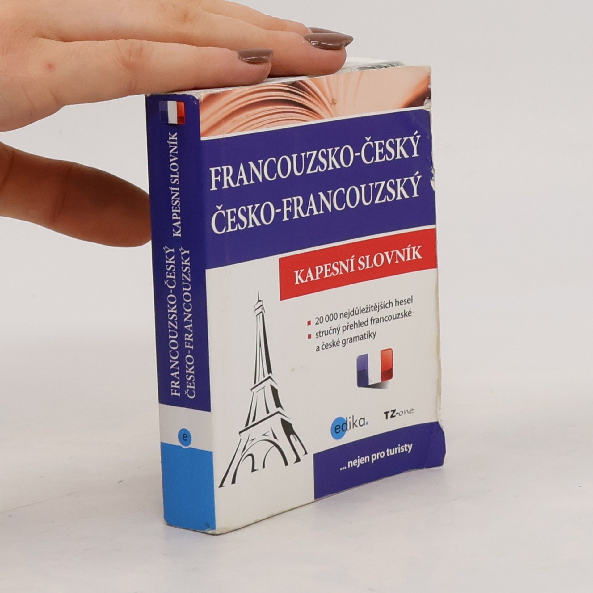 Auteurscollectief Francouzsko-český, česko-francouzský kapesní slovník = Dictionnaire français-tchèque, tchèque-français