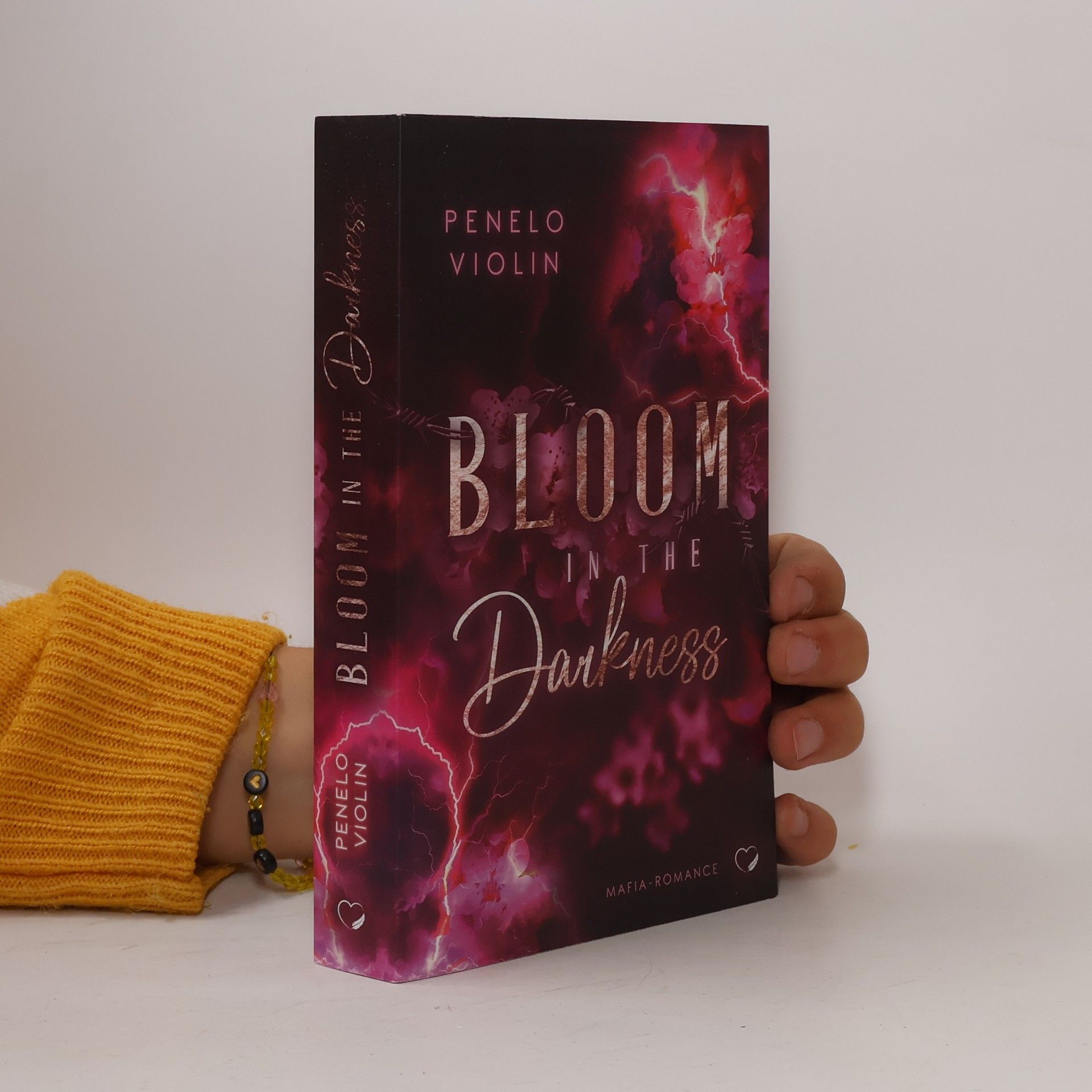 Penelo Violin Bloom in the Darkness - Limitierte Auflage mit Farbschnitt