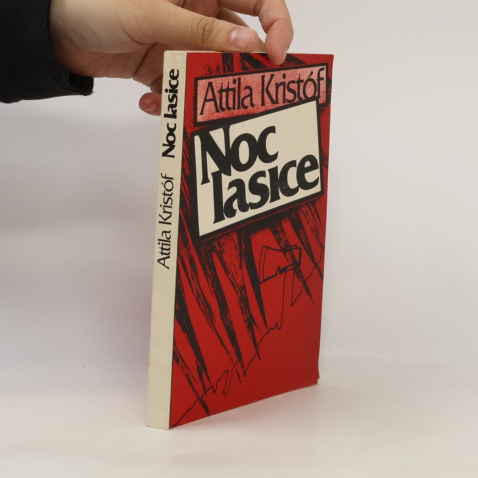 Kristóf Attila Noc lasice