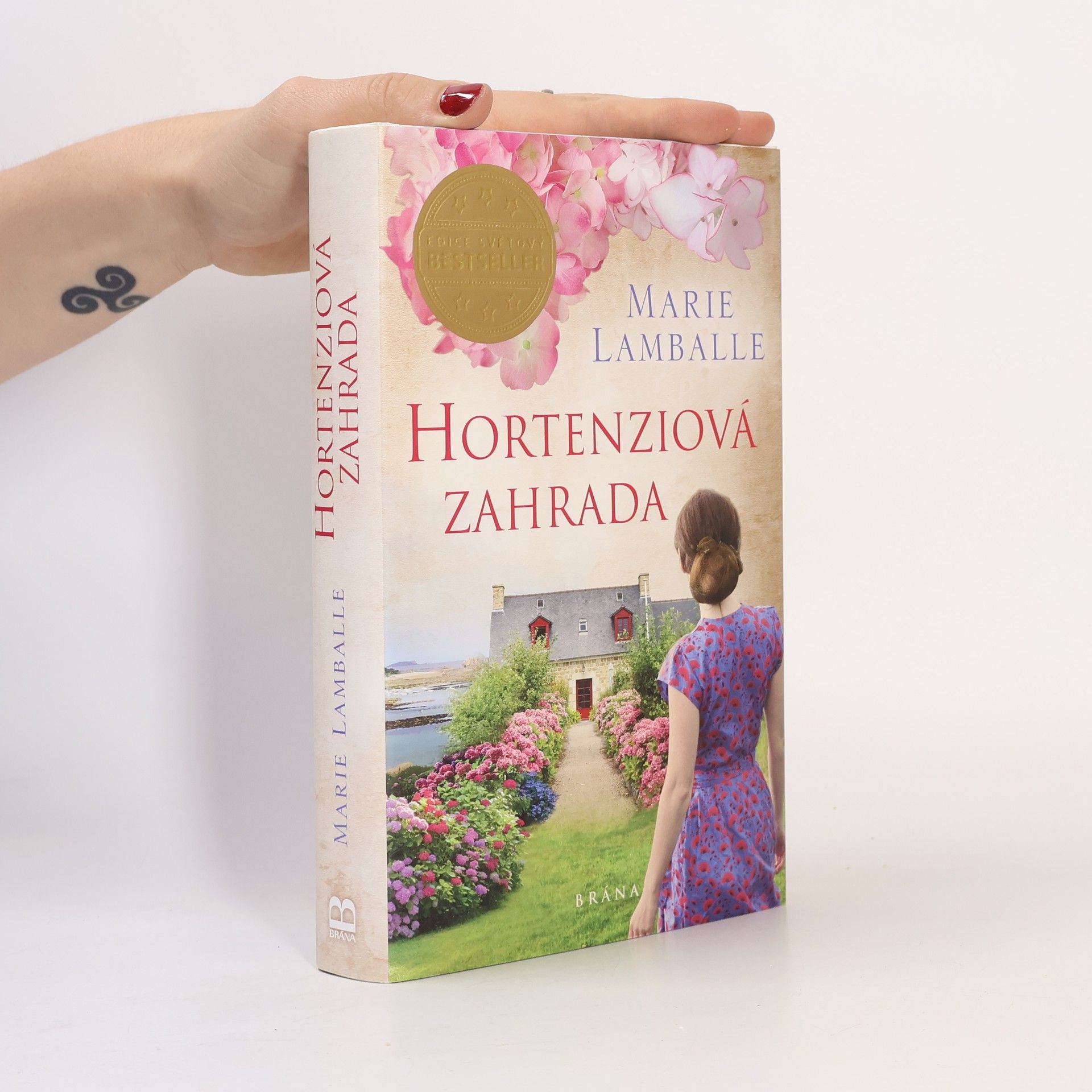 Anne Jacobs Hortenziová zahrada