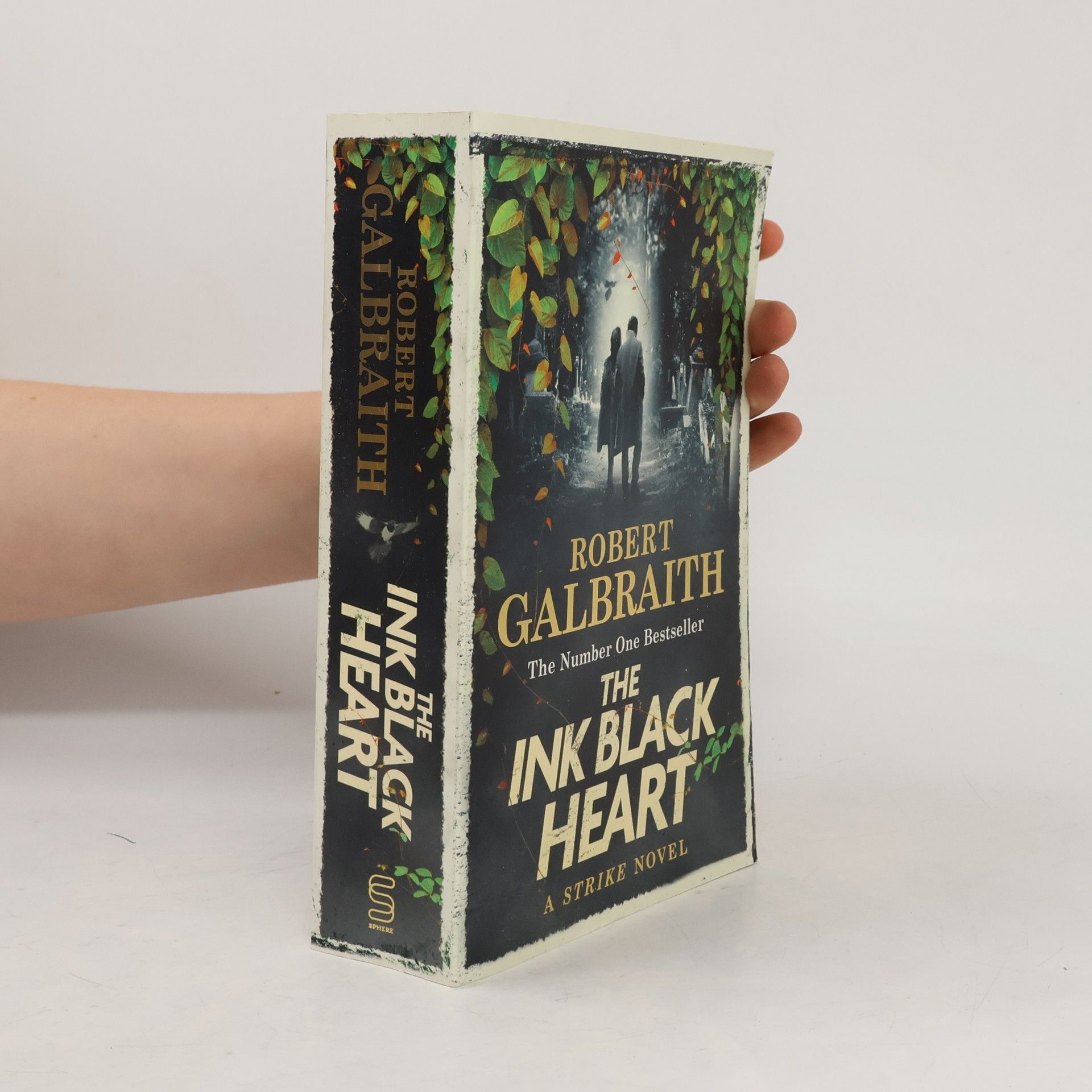 Joanne K. Rowlingová The ink black heart : a Strike novel