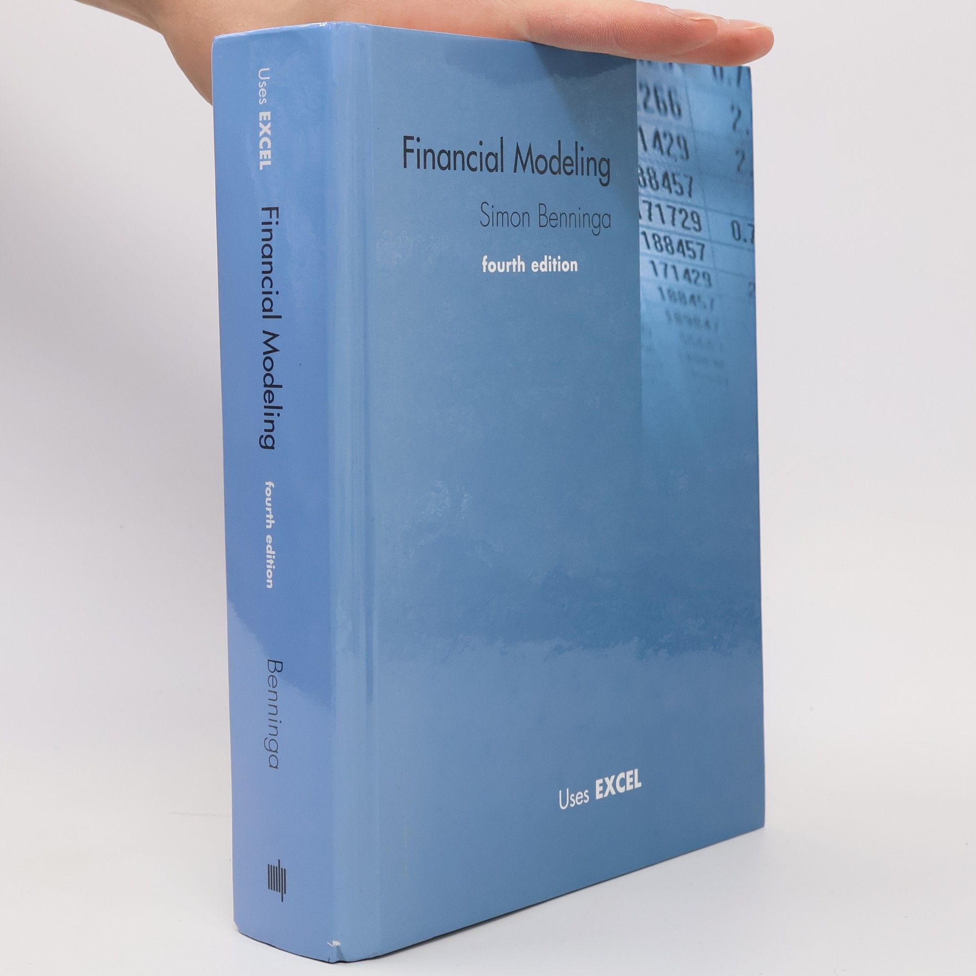 Šimon Benninga Financial Modeling